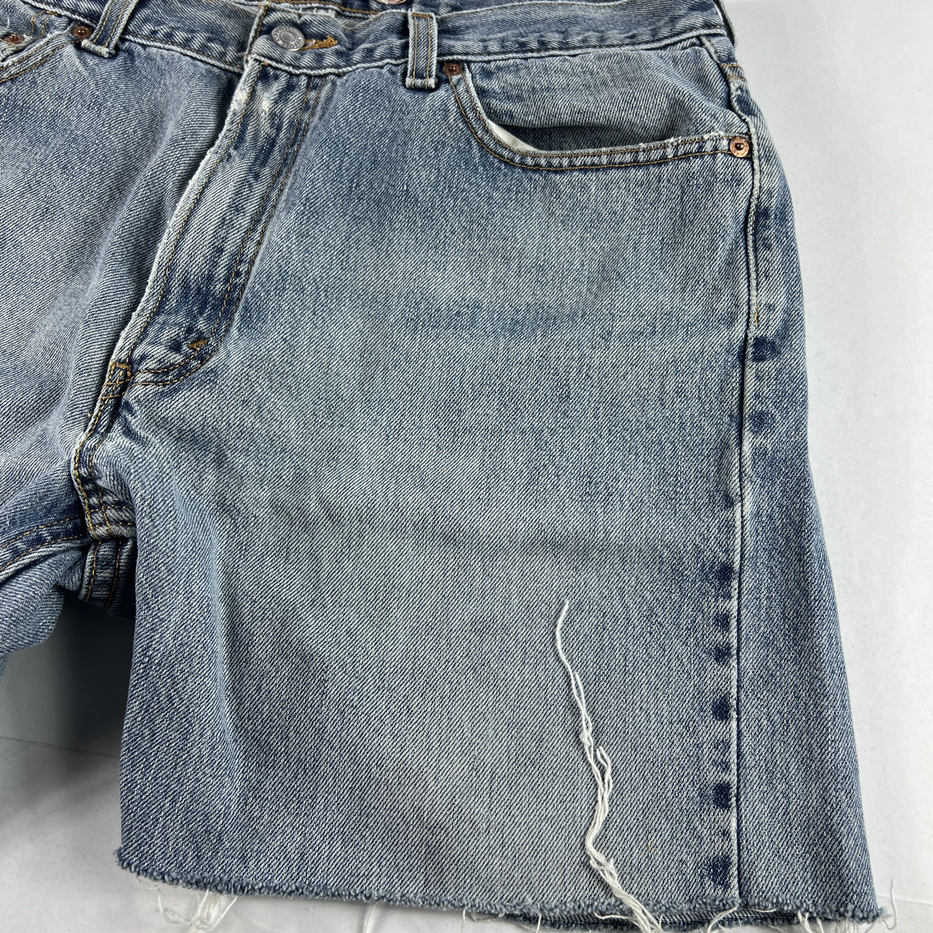 Levi's × Vintage Y2K Levi's Jean Shorts 505 Faded Cut Off Cotton Denim Jorts Size US 35 - 4 Thumbnail