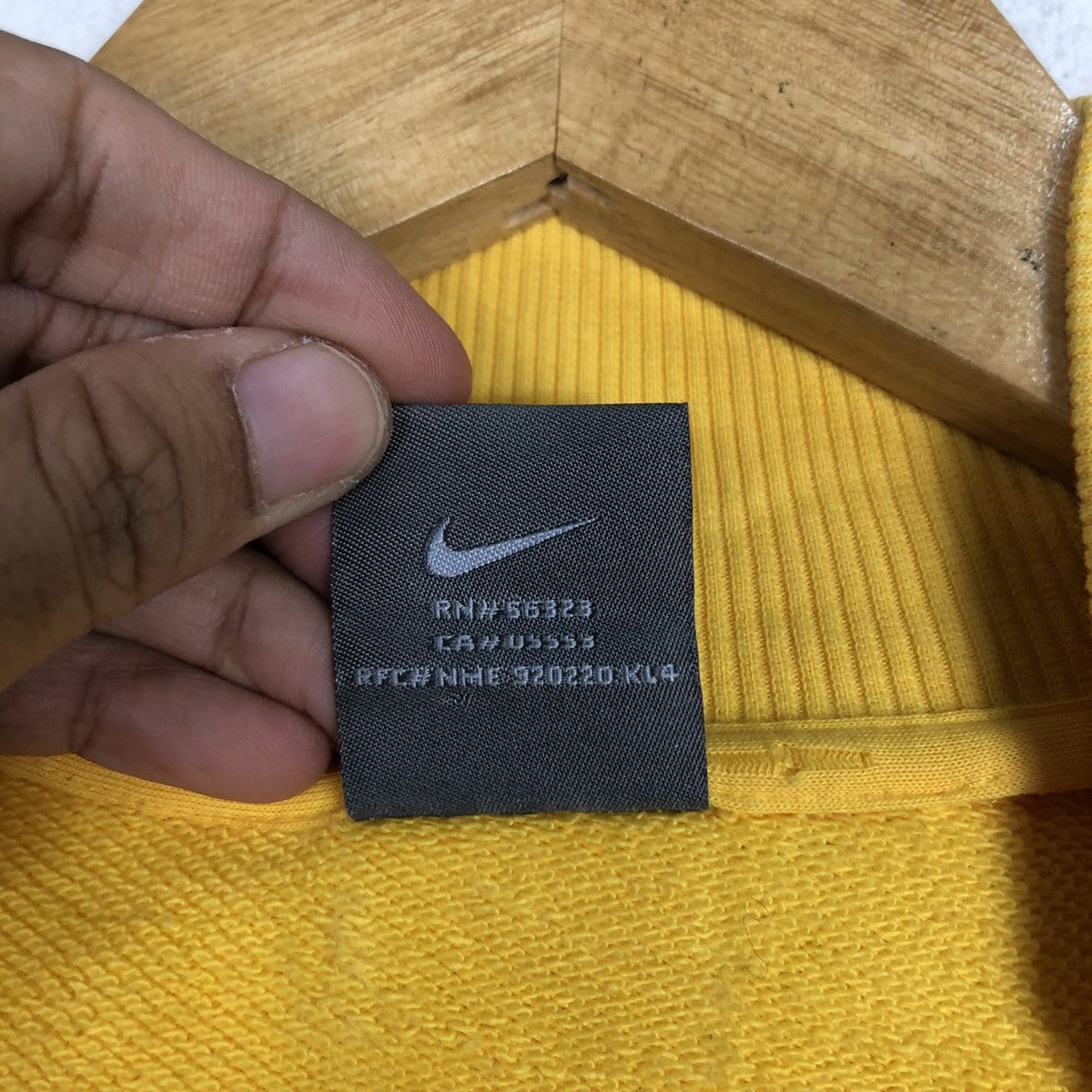 Japanese Brand × Nike Nice Design Color Nike Sweater Running Wear Small Size US S / EU 44-46 / 1 - 17 Thumbnail