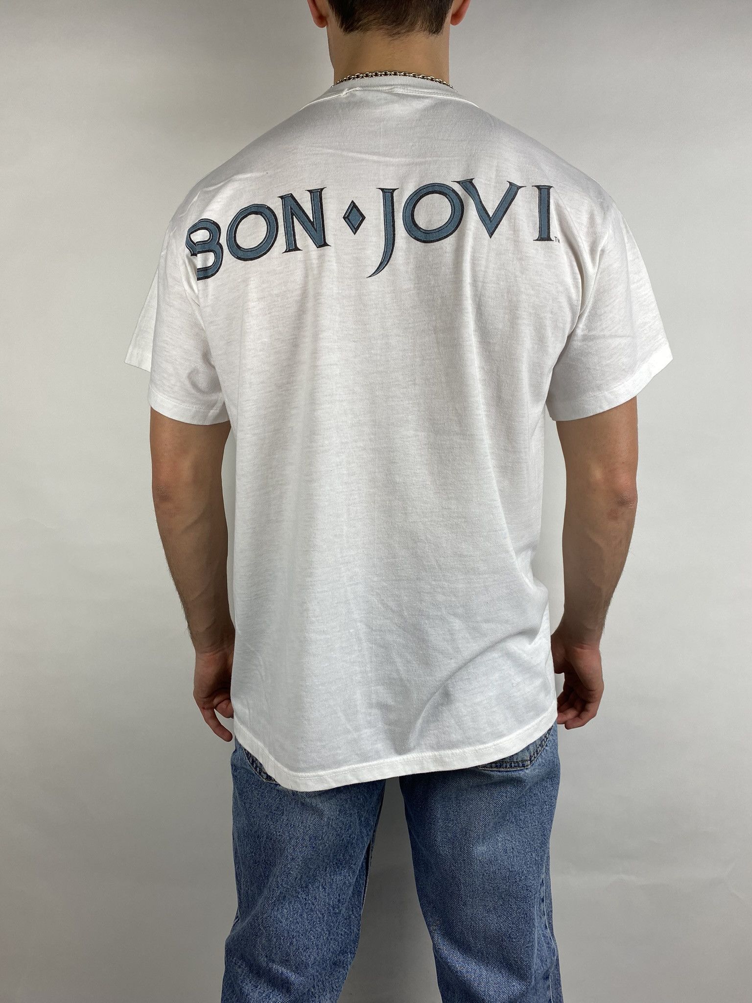vintage 1988 bon jovi band t-shirt tee y2k streetwear single