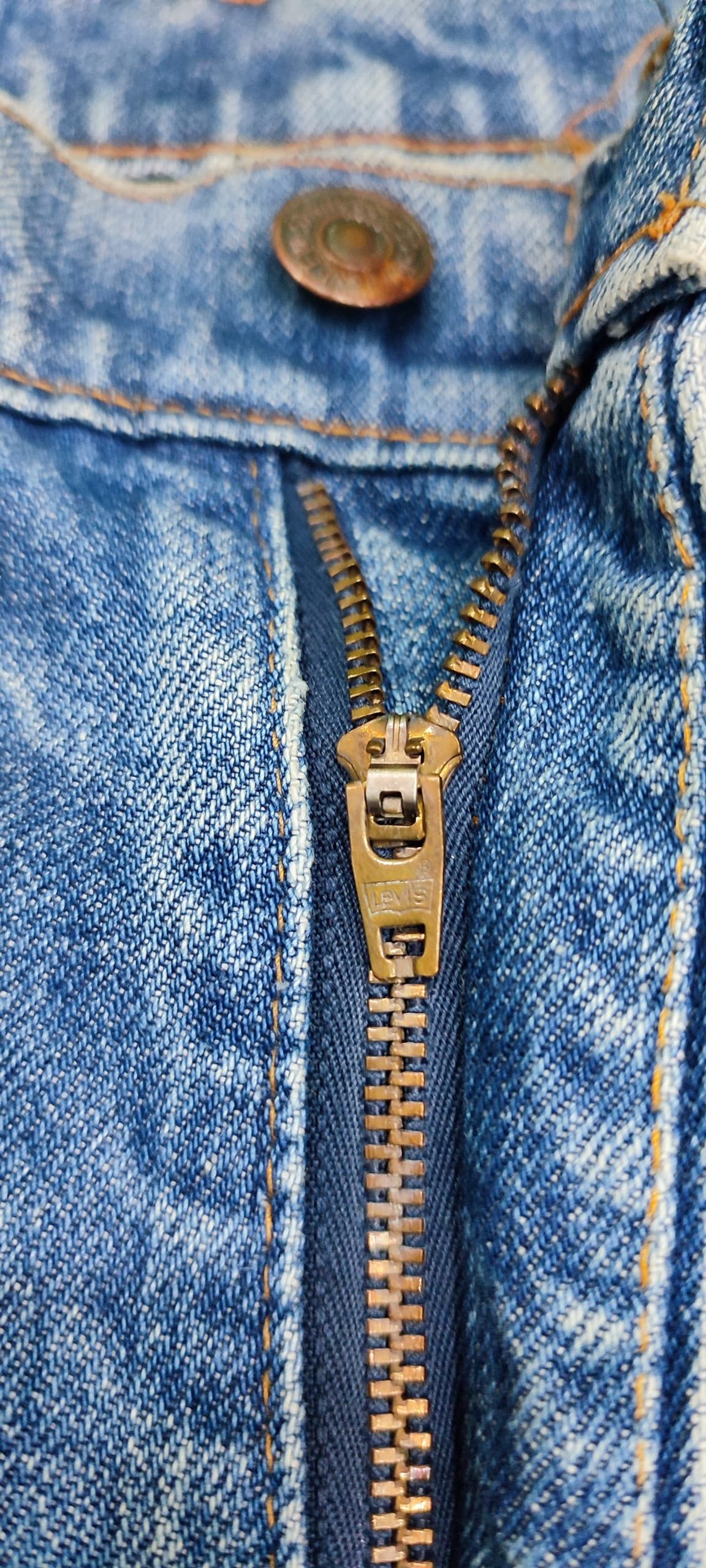 Levi's Vintage Clothing DISTRESSED LEVIS 517 BOOTCUT NO'8 Size US 31 - 11 Thumbnail