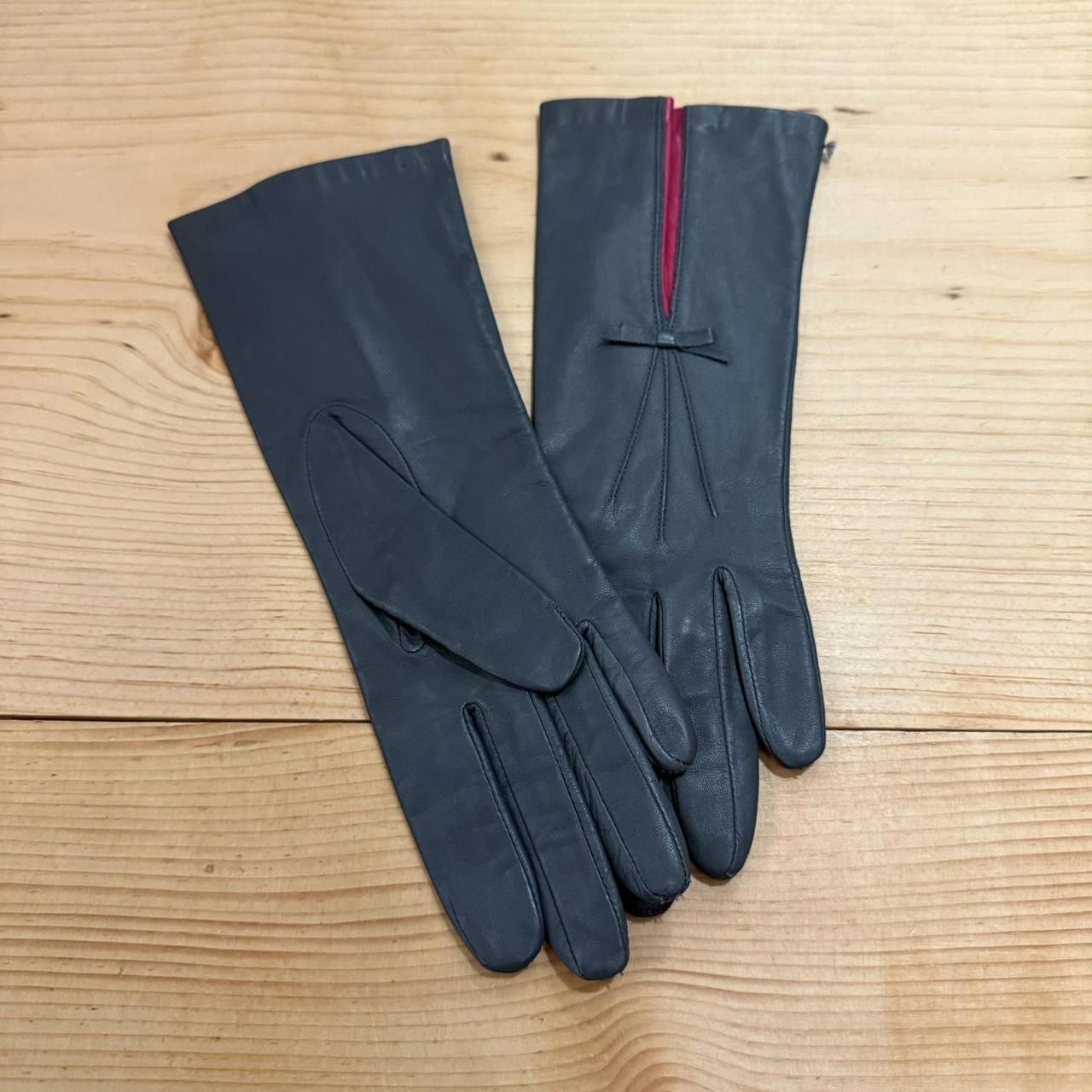Designer Women's Grey and Pink Leather Gloves Size ONE SIZE - 2 Thumbnail