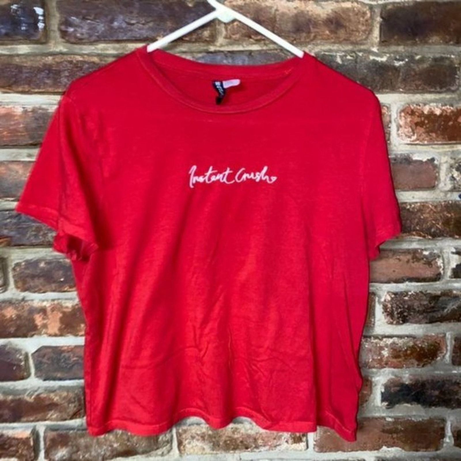 H&M Divided H&M Red Short Sleeve Graphic T-Shirt Size Large Size L / US 10 / IT 46 - 2 Thumbnail