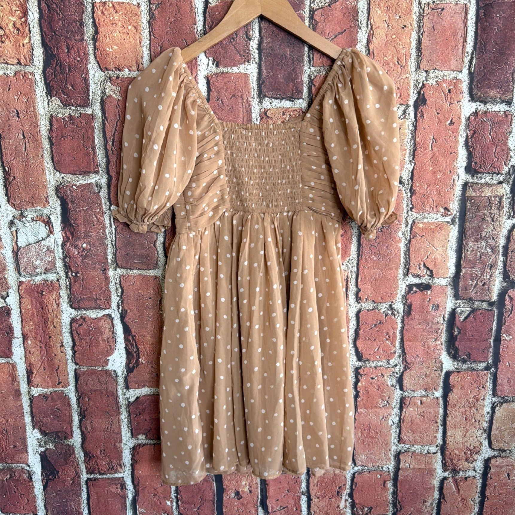 Abercrombie & Fitch Abercrombie & Fitch Dress Womens 2XS Polka Dot NWT Beige V-Neck Flutter Sleeve Short A&F Sundress Size XXS / US 00 / IT 34 - 4 Thumbnail
