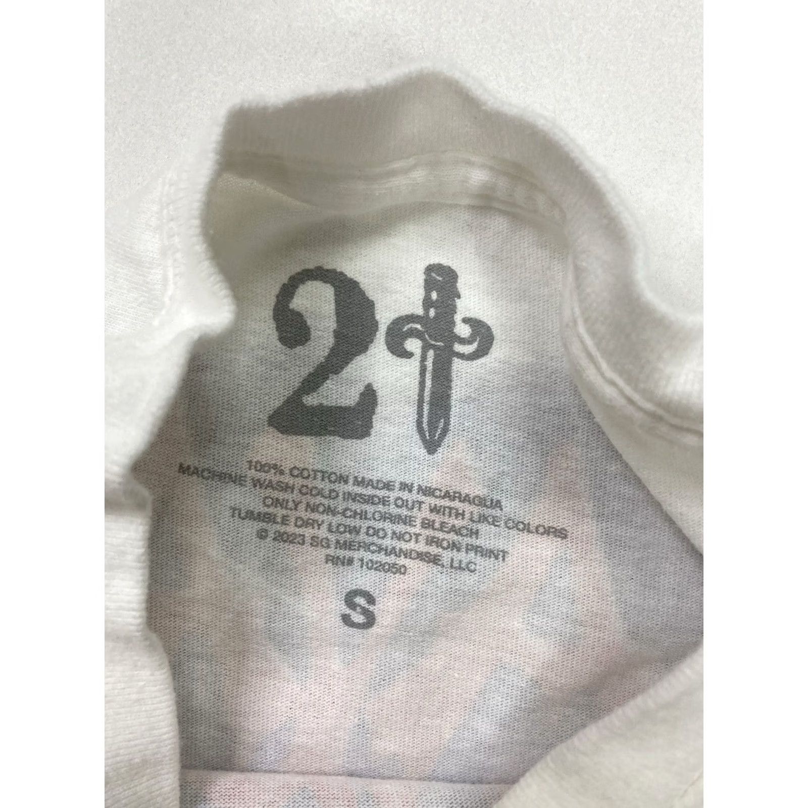 NANGA 21 Savage Slaughter Gang It's All A Blur Tour Graphic T-shirt Small White Women Size S / US 4 / IT 40 - 5 Thumbnail