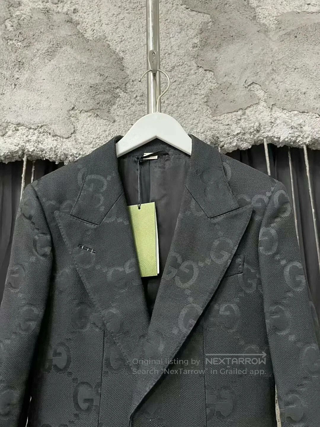 Gucci gucci dark logo suit jacket size 36. Size US S / EU 44-46 / 1 - 3 Thumbnail