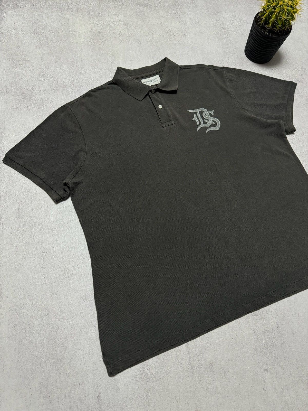 Denim & Supply Ralph Lauren × Polo Ralph Lauren × Vintage Vintage Ralph Lauren Denim Supply Polo T Shirt Gothic Logo Size US XXL / EU 58 / 5 - 2 Thumbnail