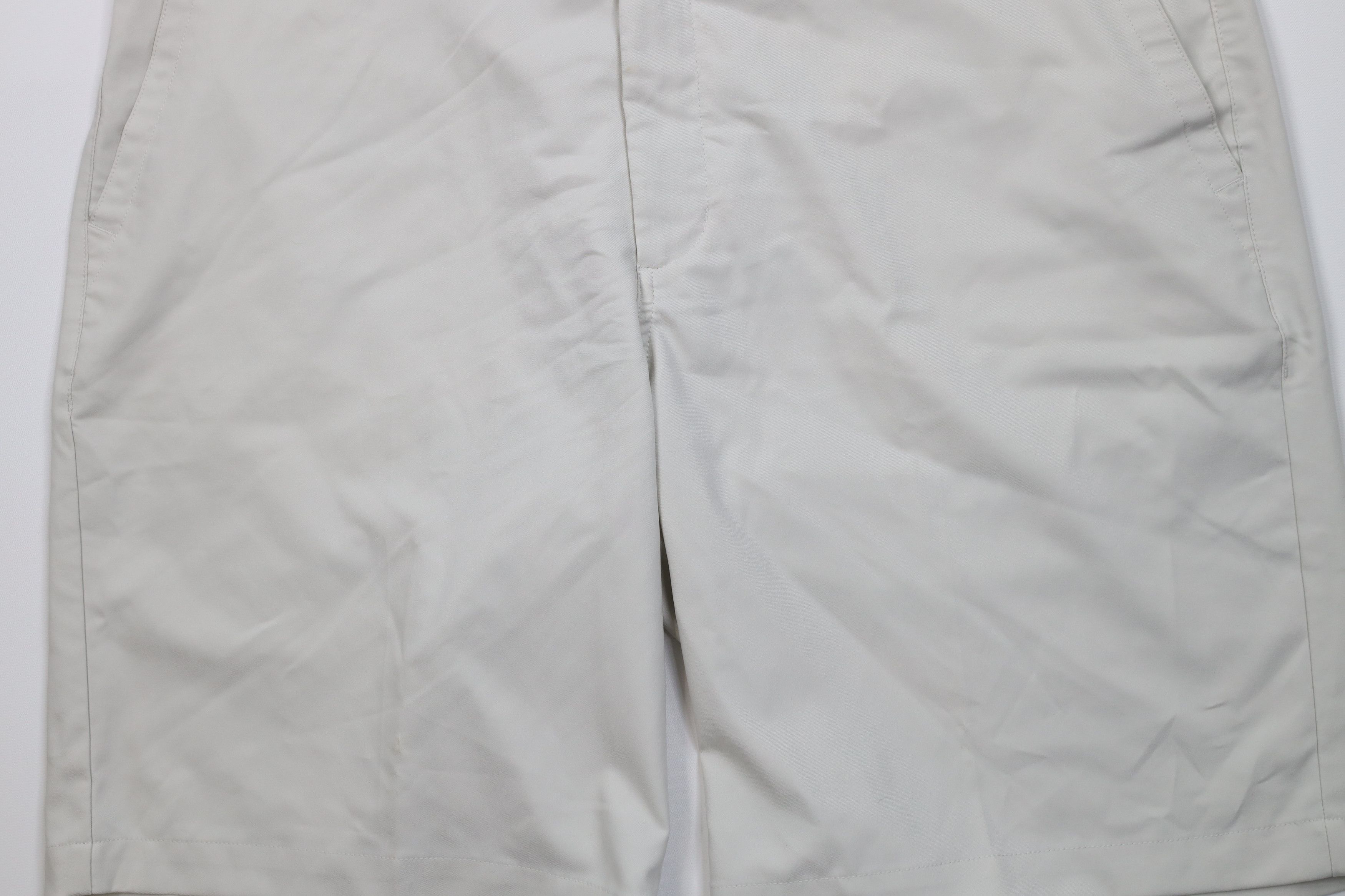 Nike Nike Golf Mini Swoosh Golfing Chino Shorts Beige Polyester Size US 40 / EU 56 - 3 Thumbnail