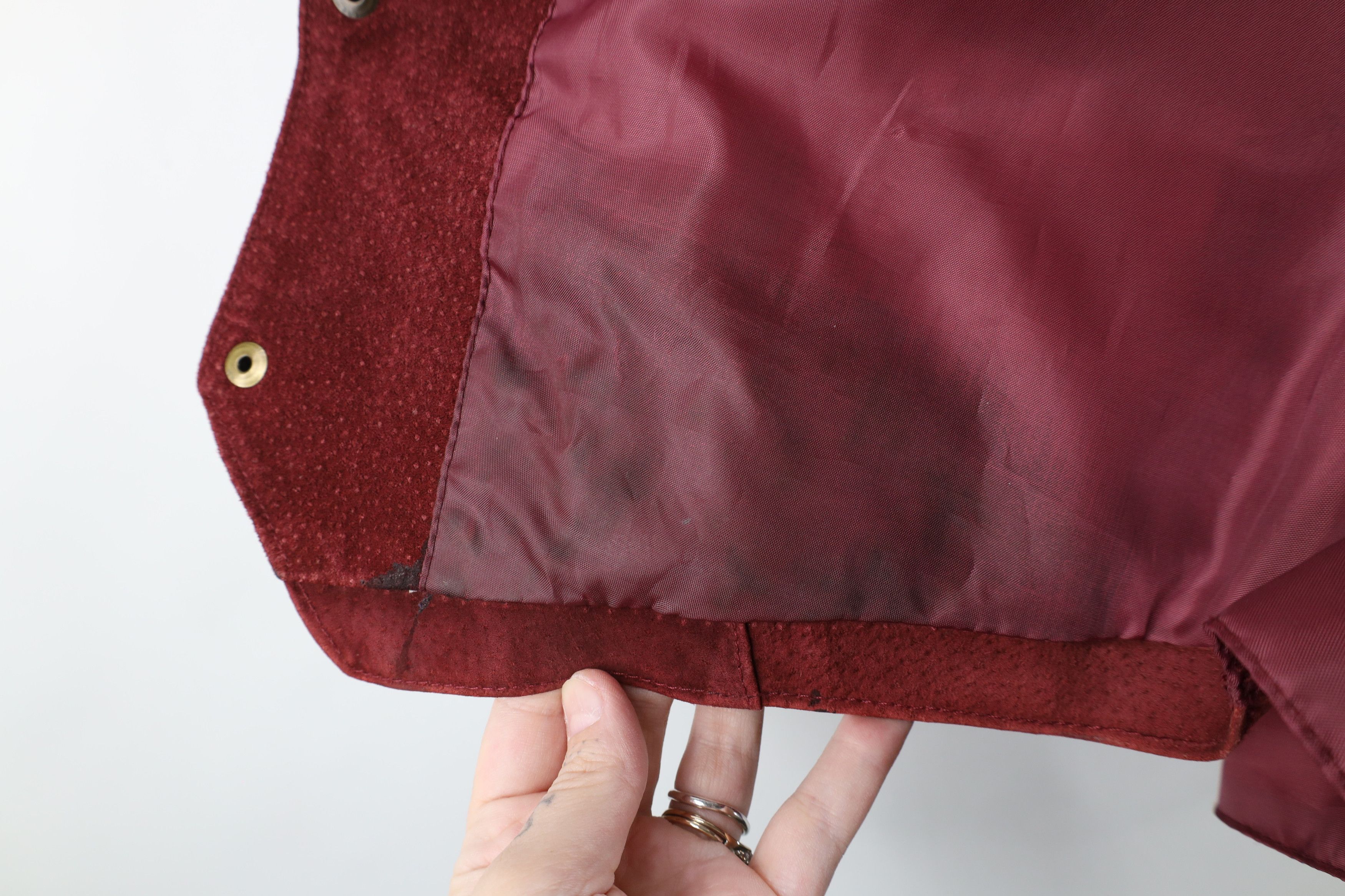 Vintage Vintage 90s Streetwear Suede Leather Button Vest Jacket Red Size US L / EU 52-54 / 3 - 10 Thumbnail