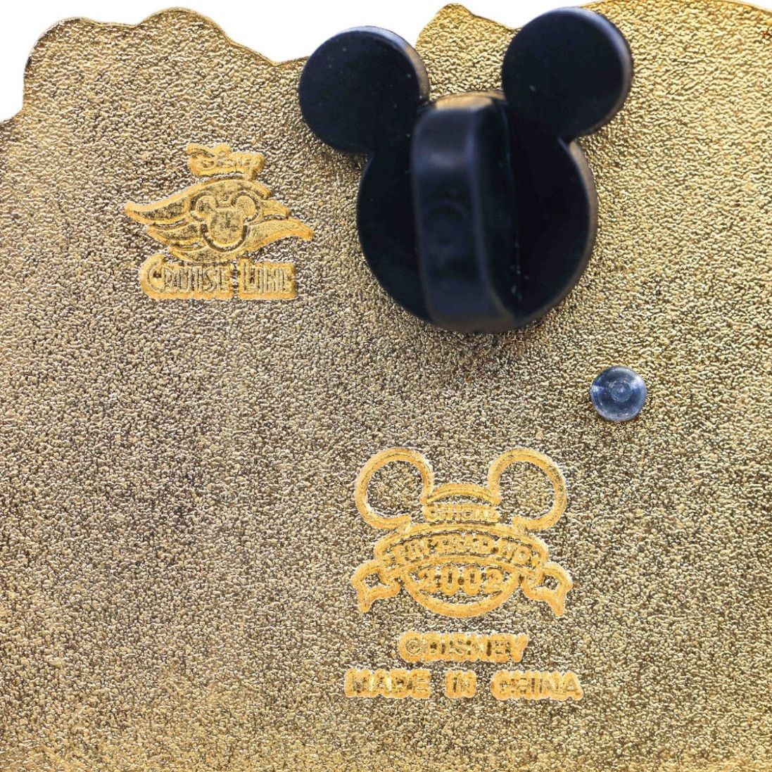 Disney Disney Cruise Line 2002 3-D Pin Vintage Look Mickey & Minnie Size ONE SIZE - 7 Thumbnail