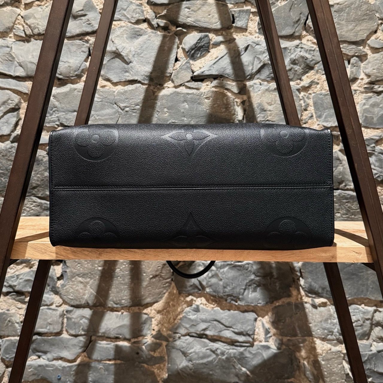 Louis Vuitton Louis Vuitton OnTheGo GM Black Empreinte Giant Tote Bag Size ONE SIZE - 9 Thumbnail