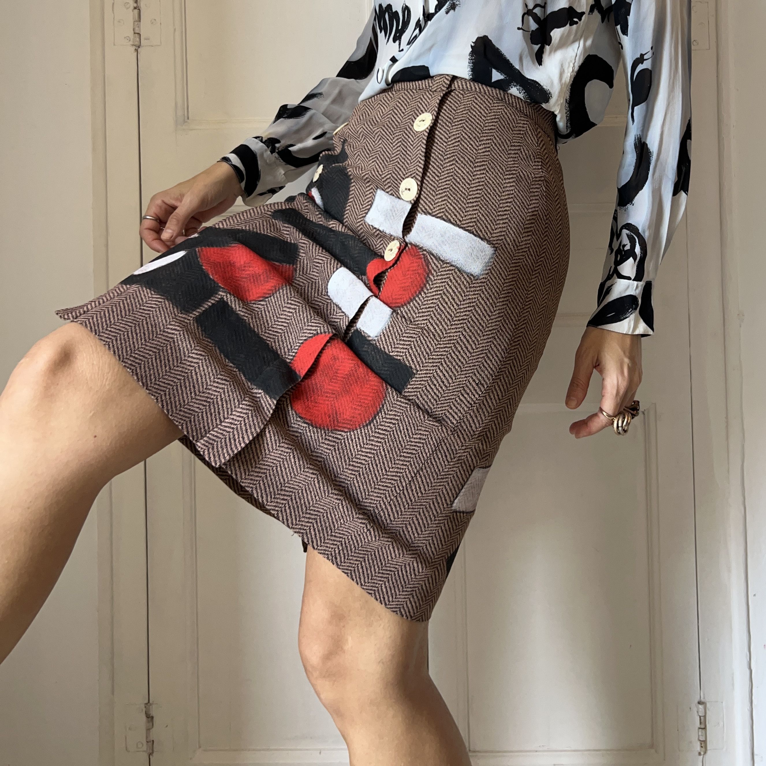Custommade Hand Painted Abstract Skirt: Herringbone Geometric Size 28" / US 6 / IT 42 - 3 Thumbnail