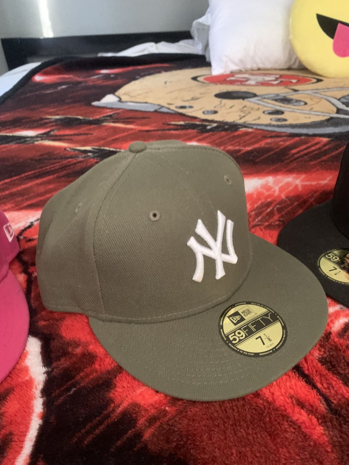New Era Green fitted Size 36 - 1 Thumbnail