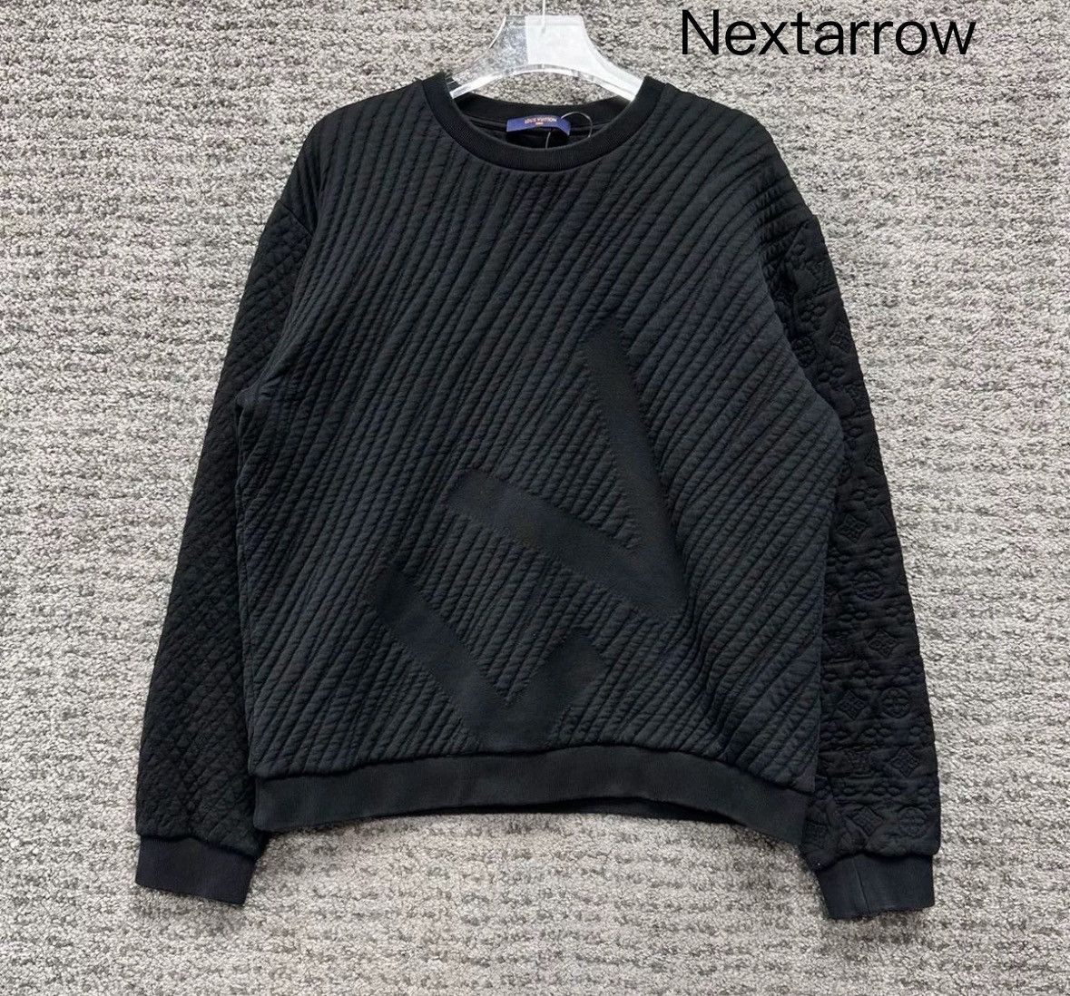 Louis Vuitton LOUIS VUITTON LV Black Embossed Presbyopia Hoodie Size US L / EU 52-54 / 3 - 1 Thumbnail