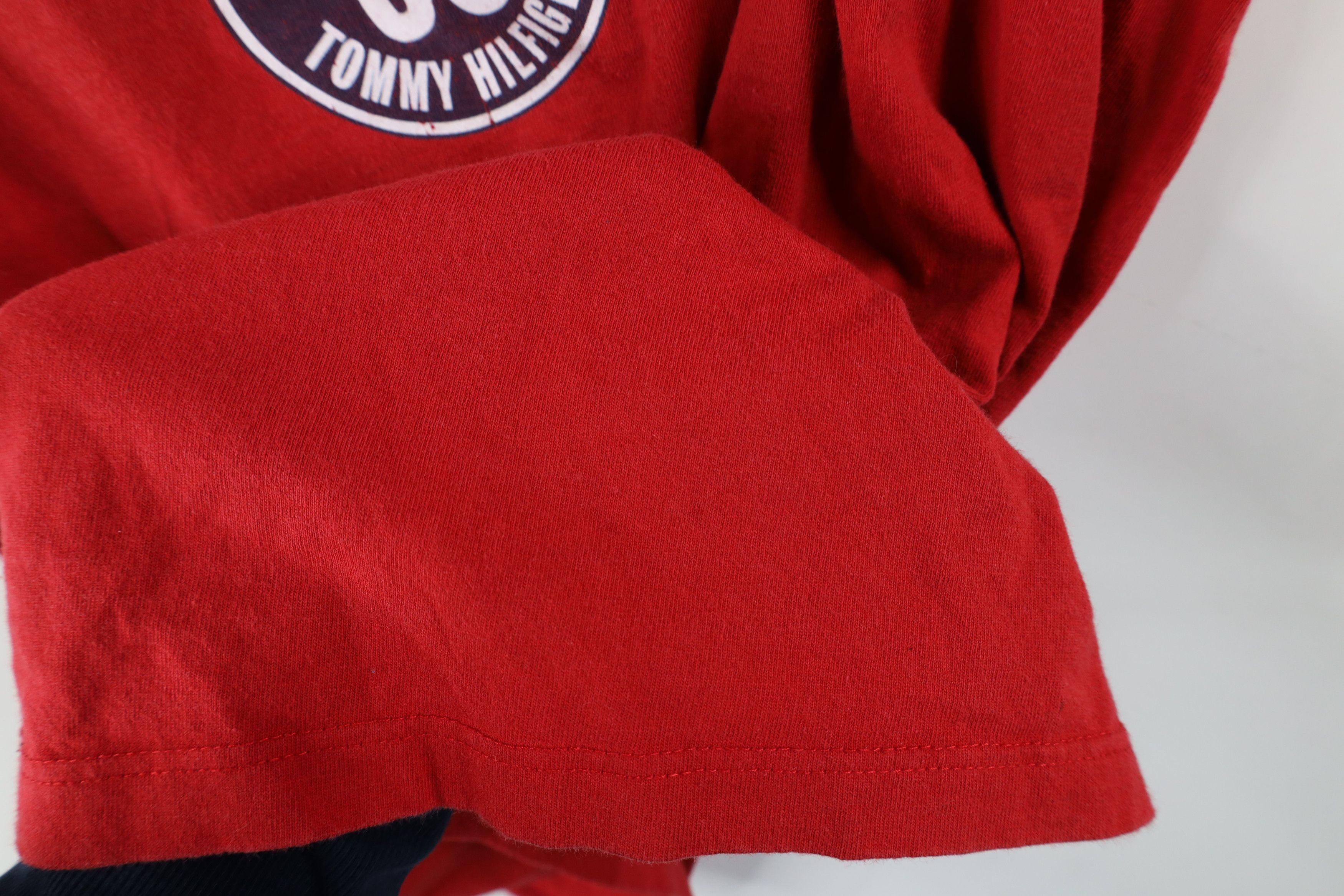 Tommy Hilfiger × Vintage Vintage Y2K 2001 Tommy Hilfiger Spell Tank Top T-Shirt Red Size US XXL / EU 58 / 5 - 8 Thumbnail