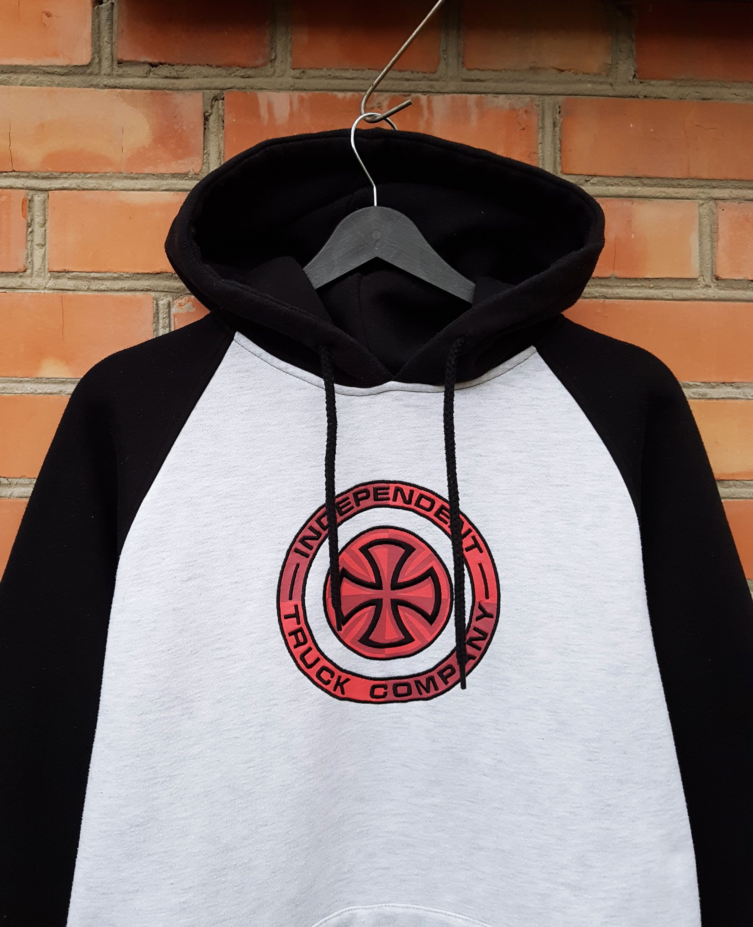 Independent Truck Co. Independent Truck Company Skate Target Hoodie Sweatshirt M Size US M / EU 48-50 / 2 - 4 Thumbnail