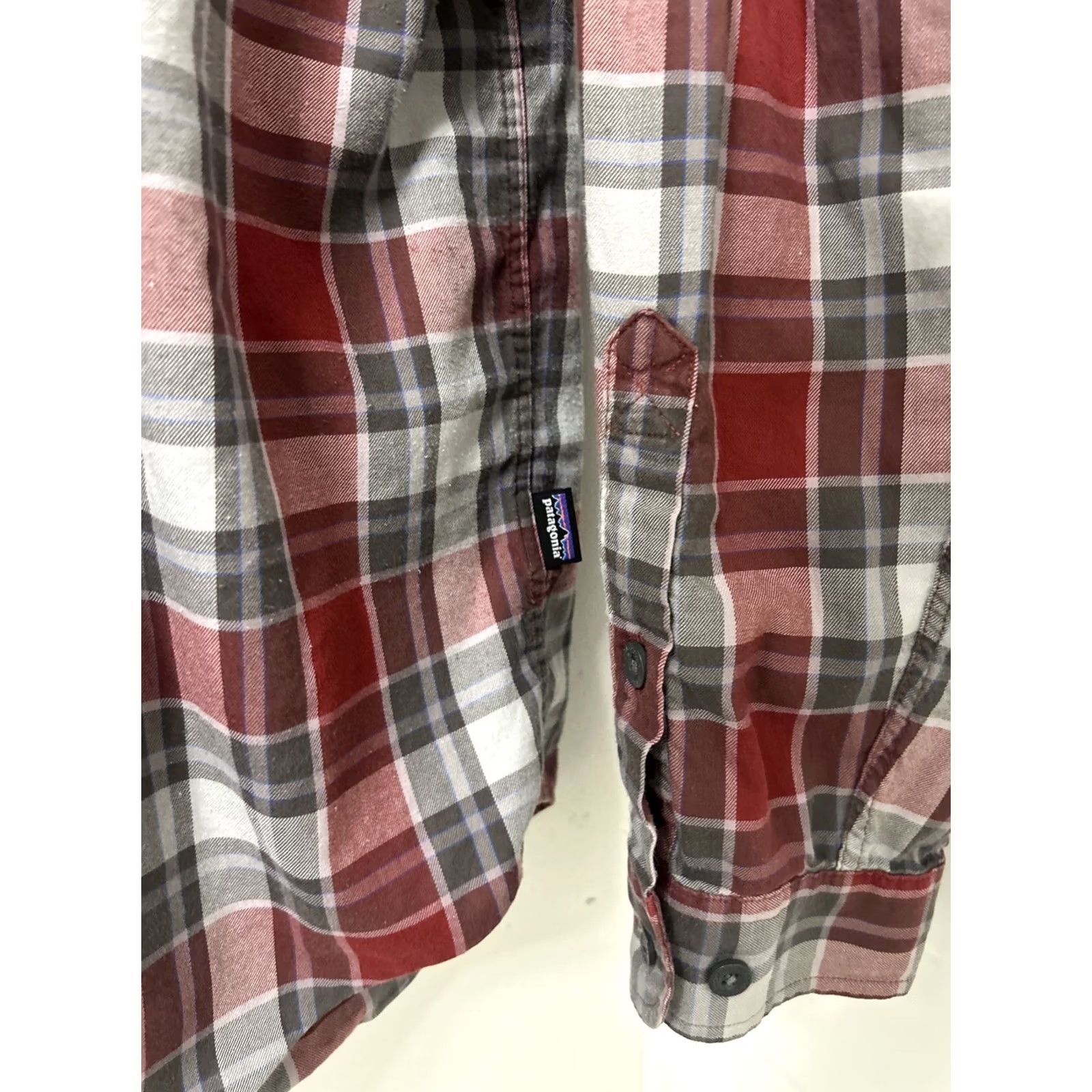 Patagonia Patagonia Shirt Mens Small Red Plaid Pima Cotton Button Down L/S Size US S / EU 44-46 / 1 - 6 Thumbnail