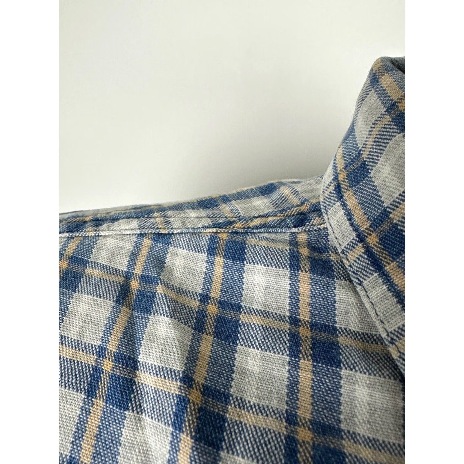 Vintage VINTAGE Trader Bay Oxford Shirt Men Large Gray Blue Plaid Button-Up Heavy Cotton Casual Size US L / EU 52-54 / 3 - 4 Thumbnail
