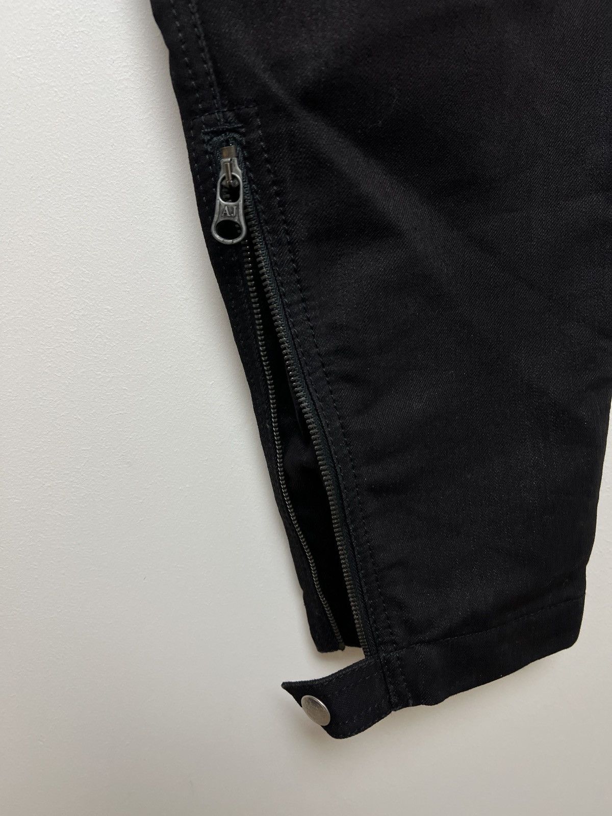 Giorgio Armani armani y2k multipocket cargo pants with braces Size US 33 - 9 Thumbnail