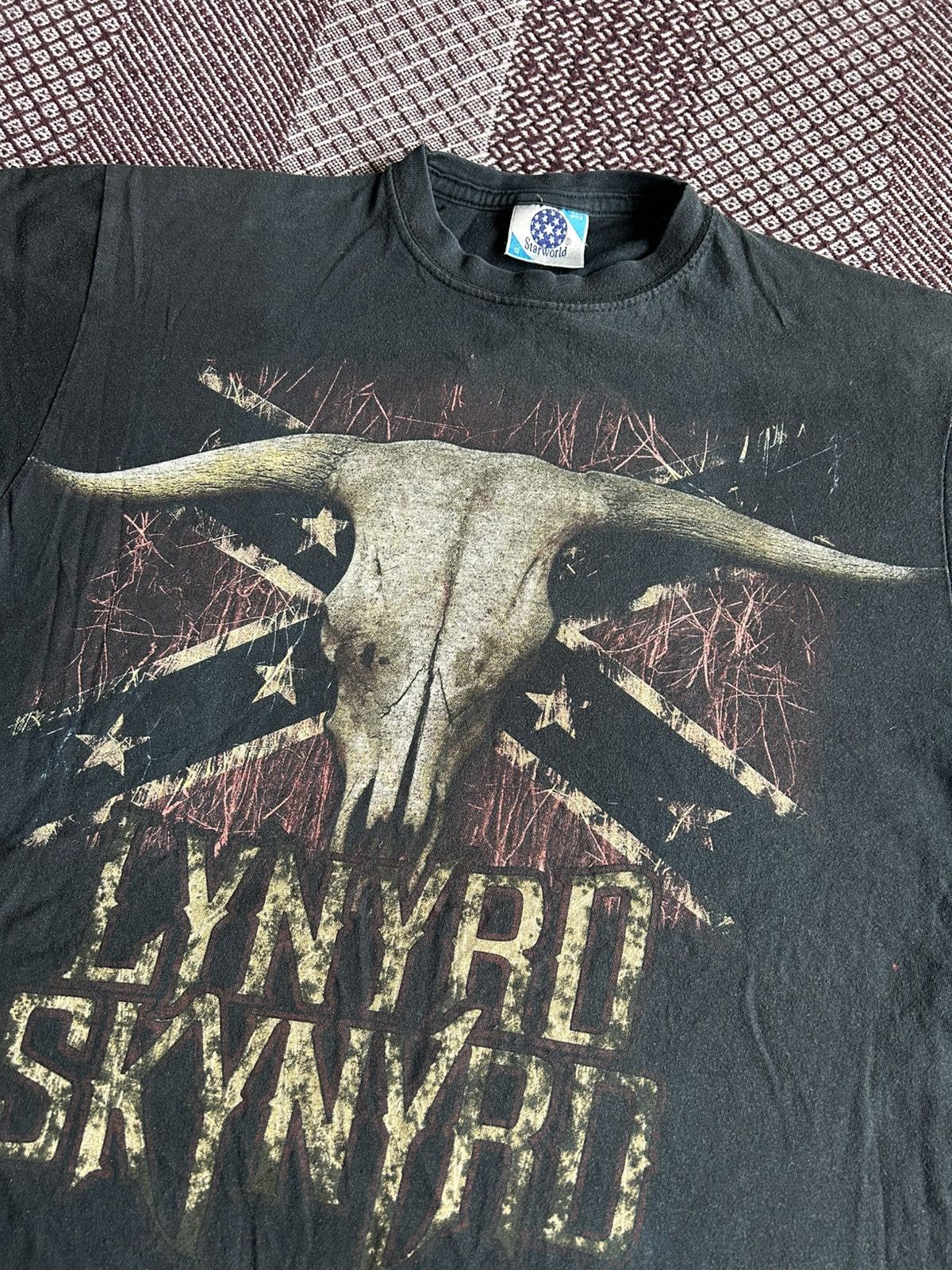 Band Tees × Vintage Vintage Lynyrd Skynyrd Skull Print T-shirt Merch Size S Size US S / EU 44-46 / 1 - 7 Thumbnail