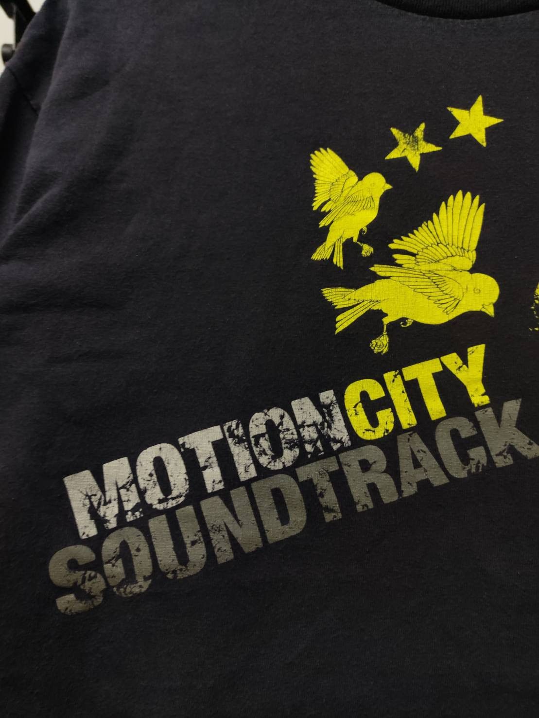 Band Tees Vtg 00's Motion City Soundtrack " Moon & Birds " T-Shirt Size US L / EU 52-54 / 3 - 3 Thumbnail