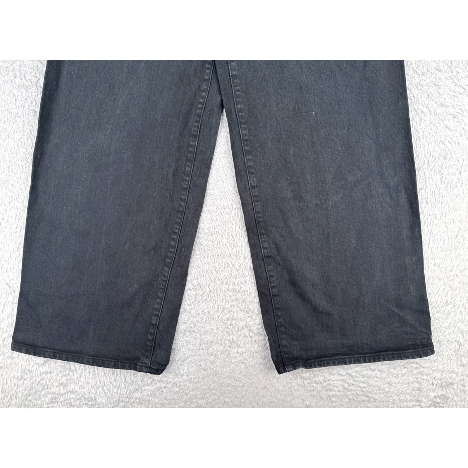 Vintage Universal Thread Jeans Women 4 Black Denim Wide Leg Ankle High Rise Cotton 26x28 Jeans Womens 26 28 Black 90s Vintage? Size 27" / US 4 / IT 40 - 2 Thumbnail