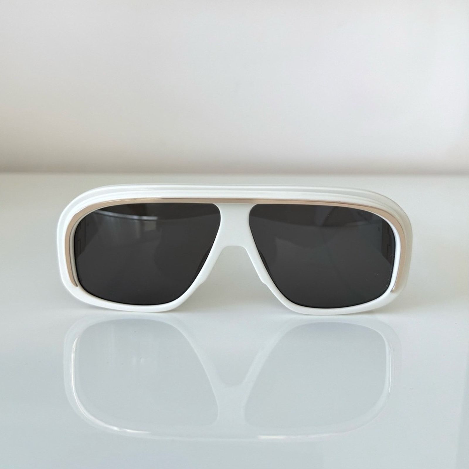 Palm Angels NEW!!! Palm Angels unisex sunglasses PERI063 0107 520$ Size ONE SIZE - 1 Thumbnail