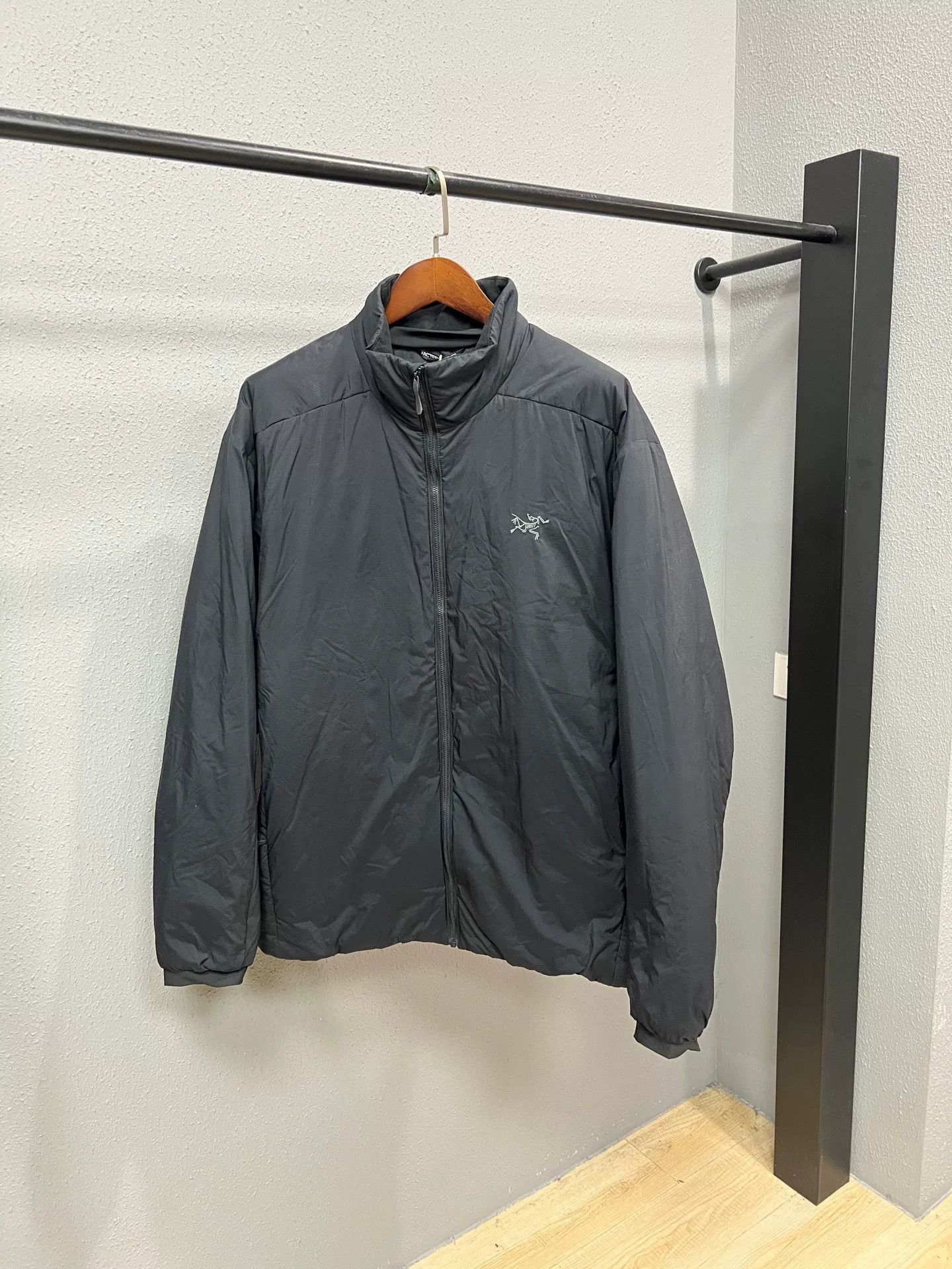 Arc'teryx arcteryx atom cotton jacket in black Size US XXL / EU 58 / 5 - 1 Thumbnail