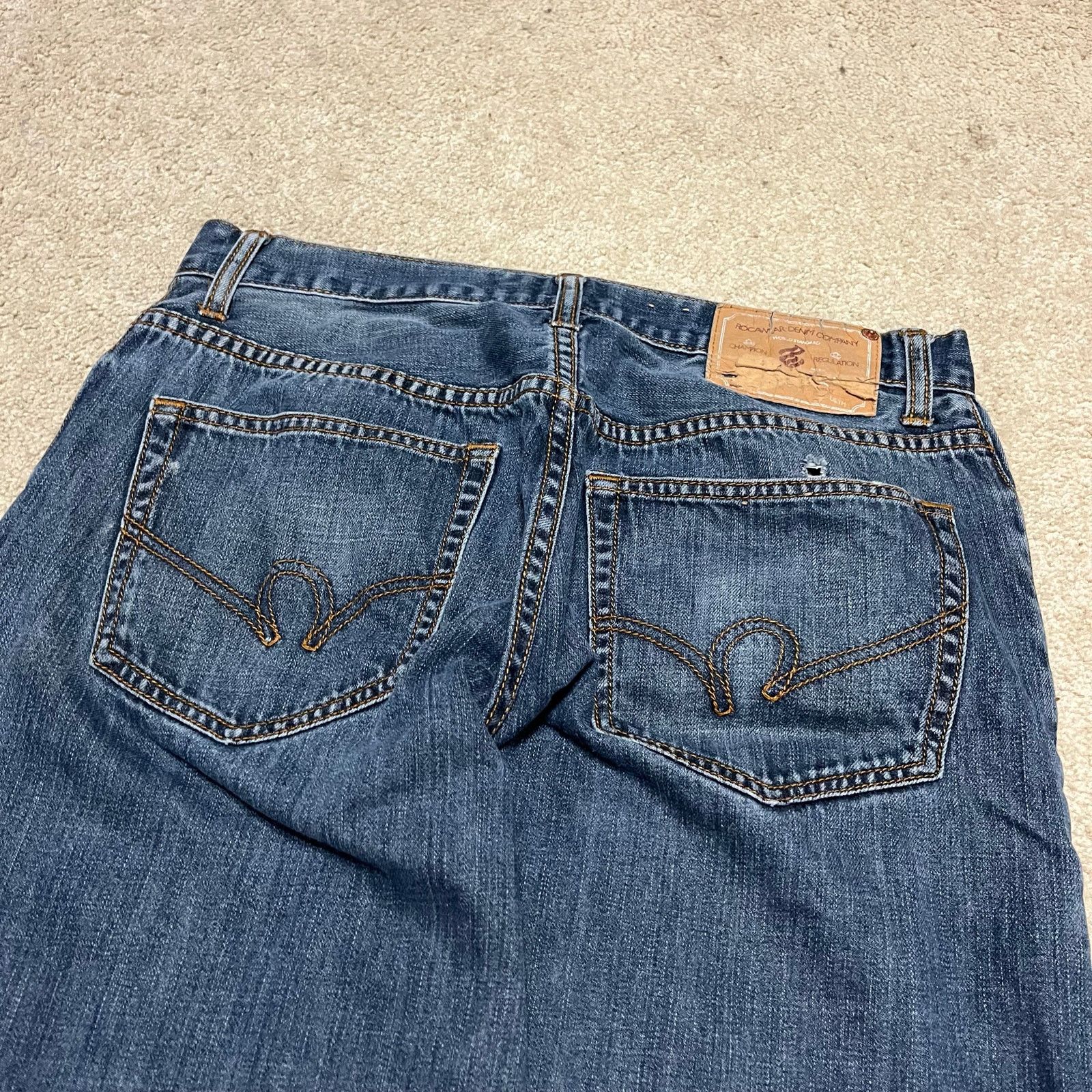 Rocawear Rocawear Y2K Baggy Skater Embroidered Jeans 32Wx32L Size US 32 / EU 48 - 4 Thumbnail