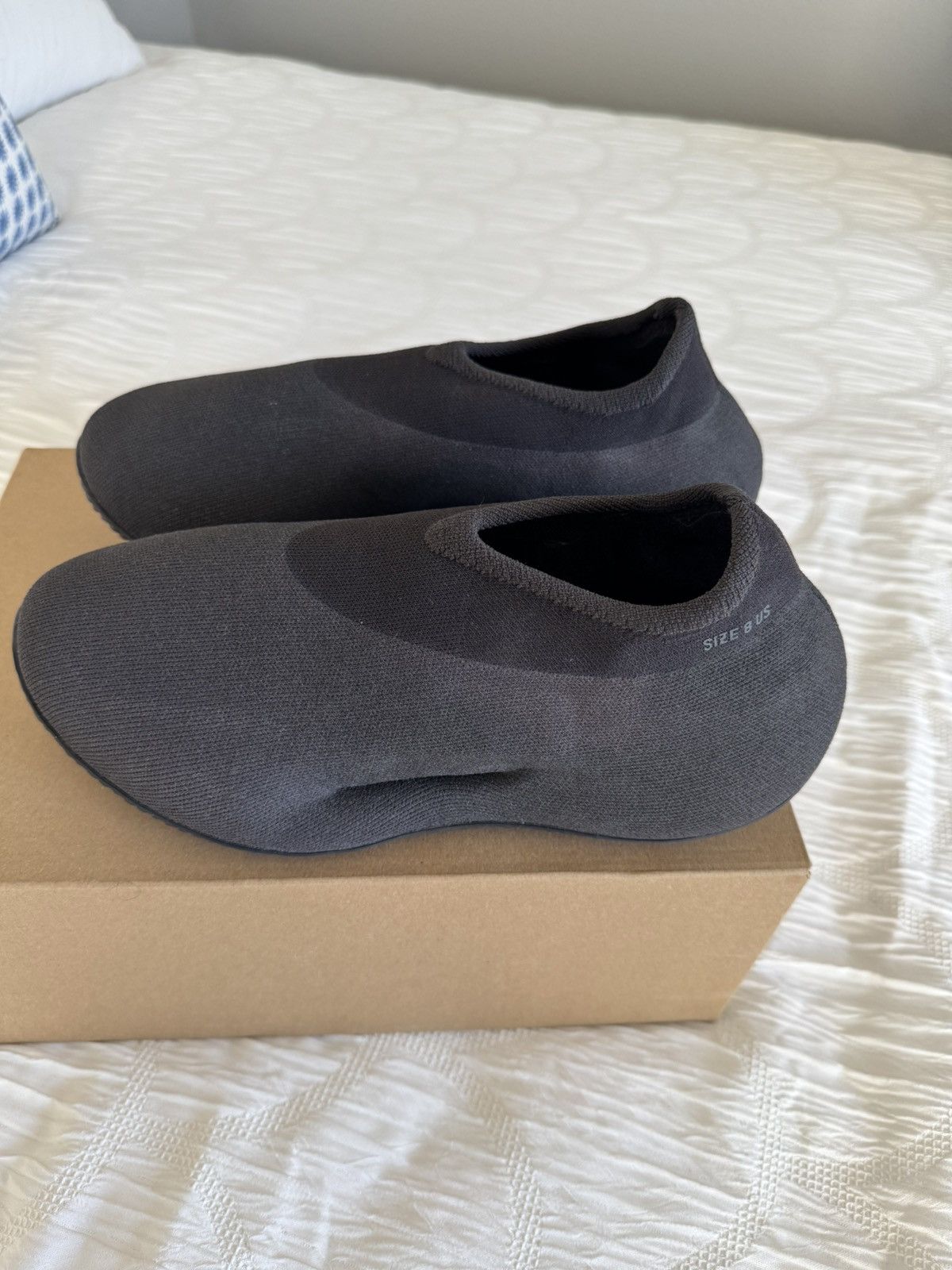 Adidas Yeezy Knit Runner Size US 8 / EU 41 - 2 Thumbnail