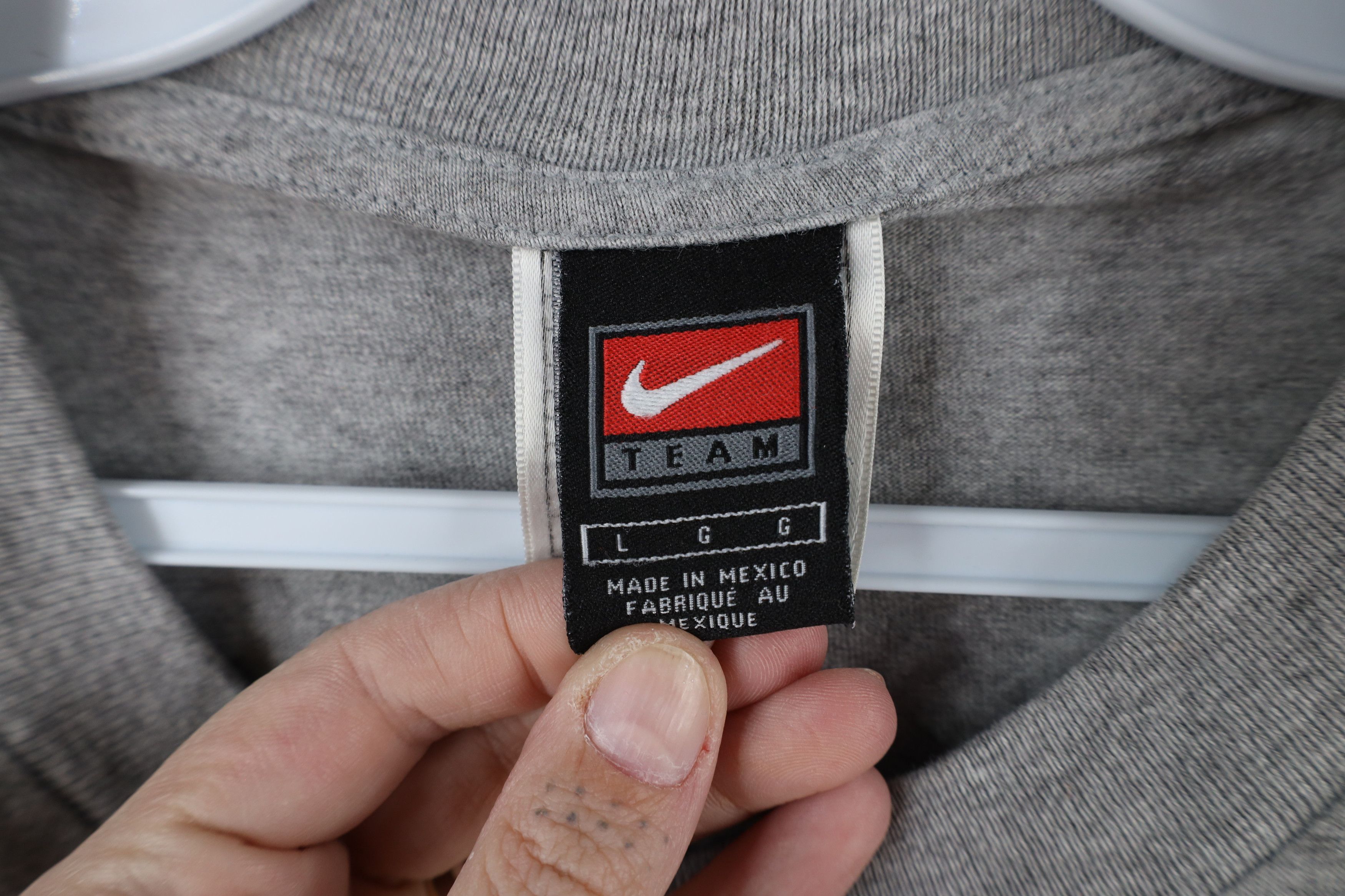 Nike × Vintage Vintage Y2K Nike Swoosh Cincinnati Reds Long Sleeve T-Shirt Size US L / EU 52-54 / 3 - 9 Thumbnail