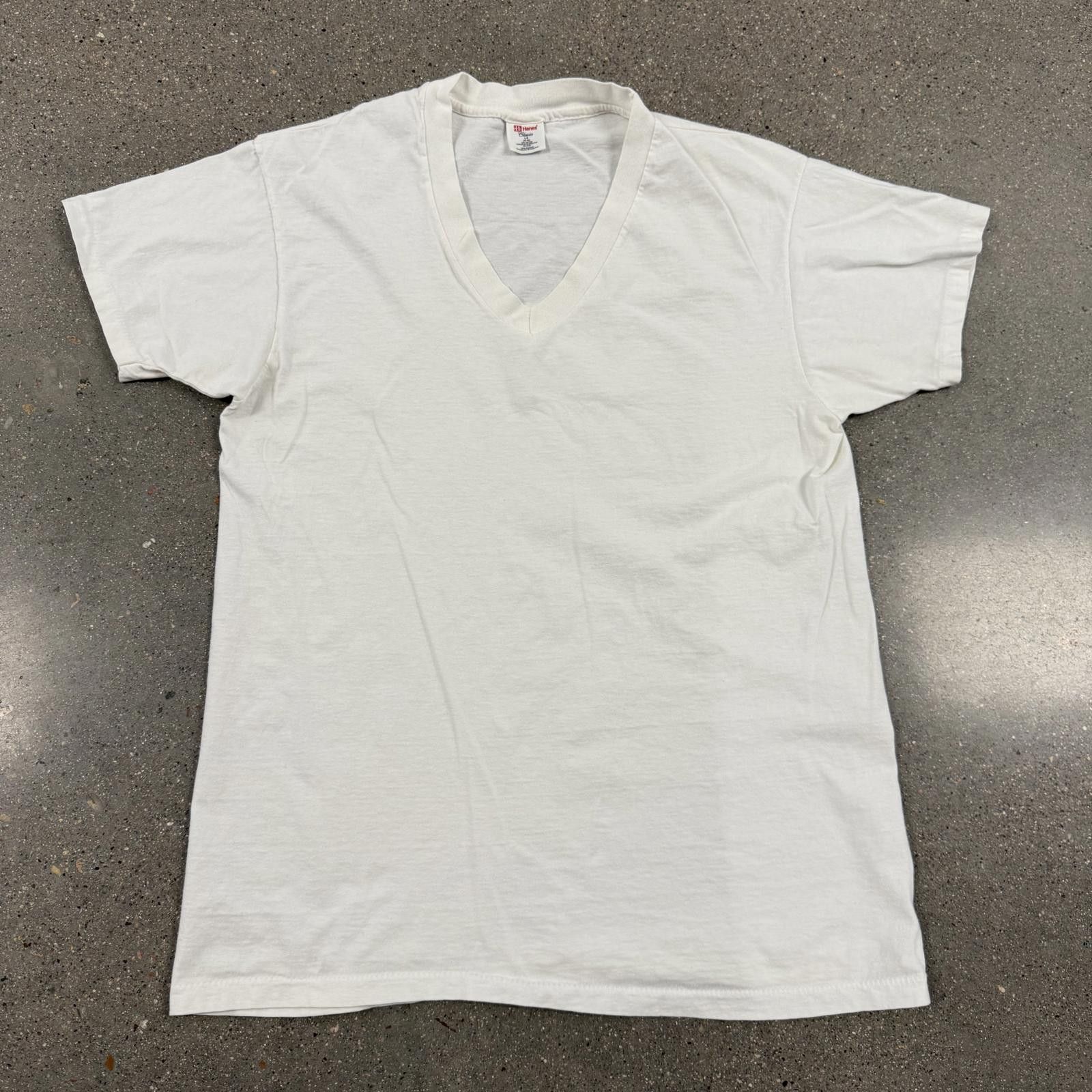 Hanes VTG Single Stitch Hanes Classics Blank White Shirt - L Size US L / EU 52-54 / 3 - 1 Thumbnail