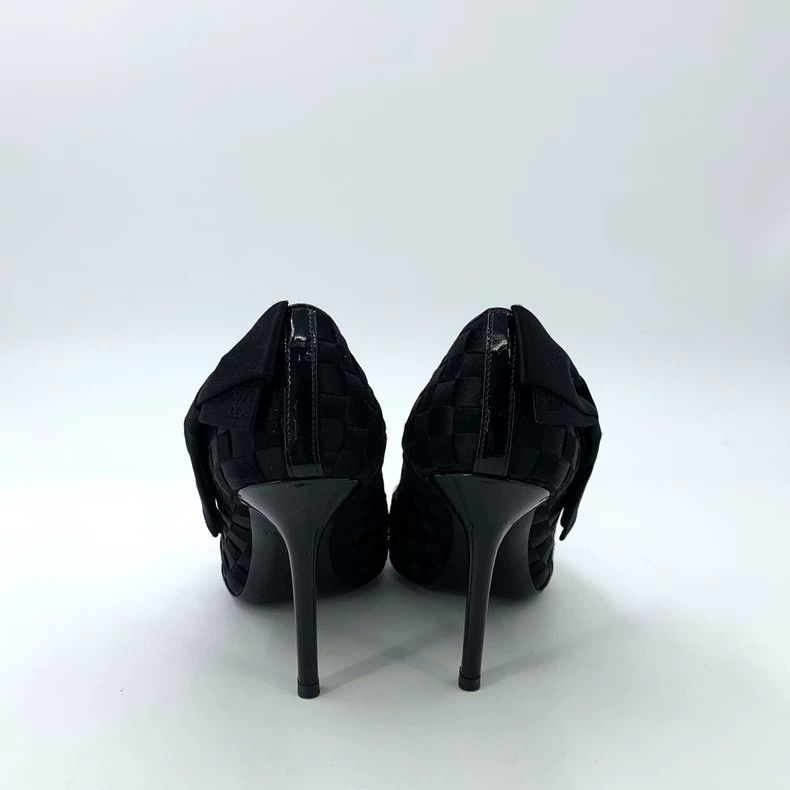 Louis Vuitton Louis Vuitton Black leather-paneled stiletto pointed pumps Size US 5 / IT 35 - 4 Thumbnail