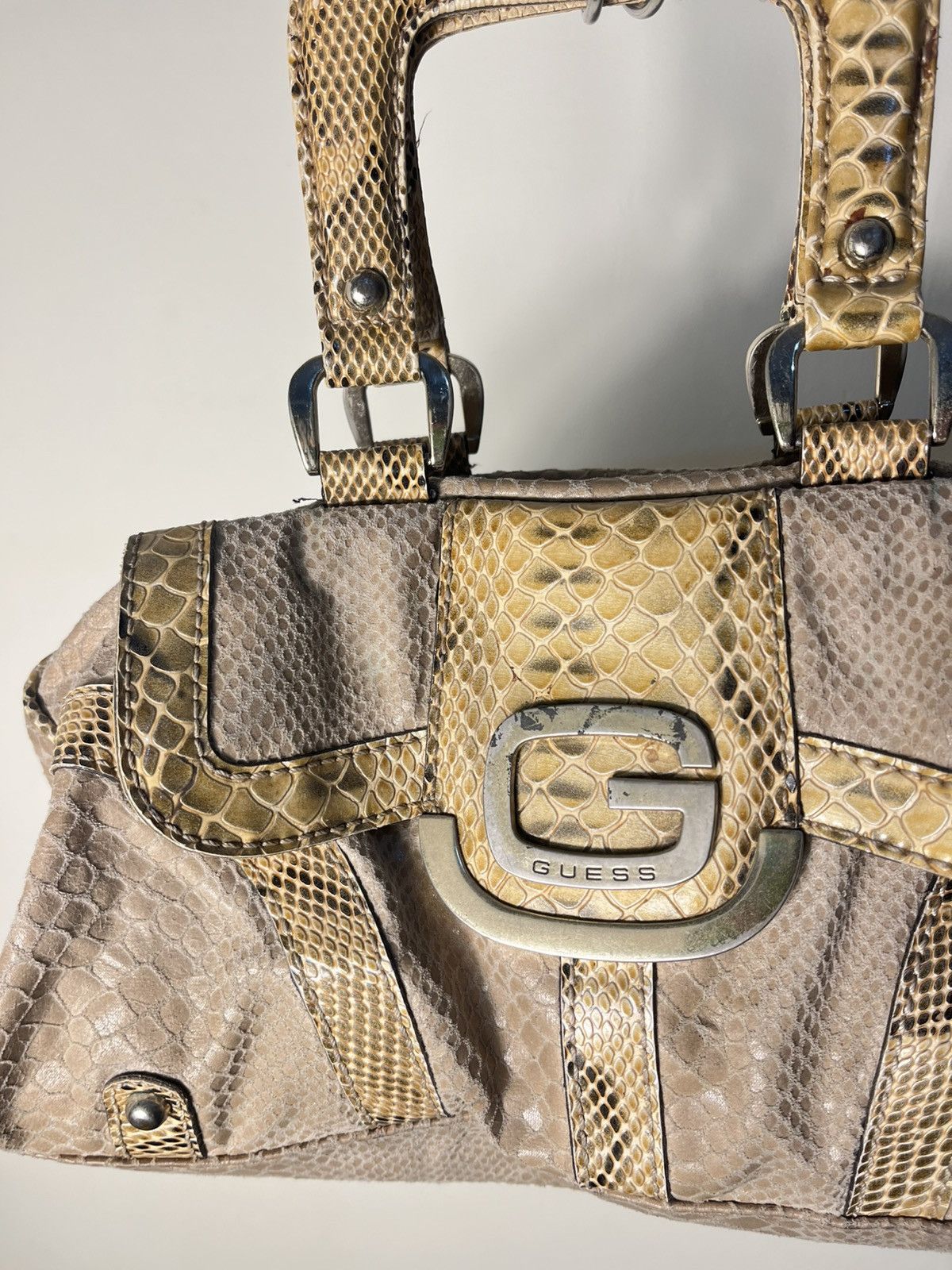 Japanese Brand Vtg guess snake skin handle bag Size ONE SIZE - 2 Thumbnail