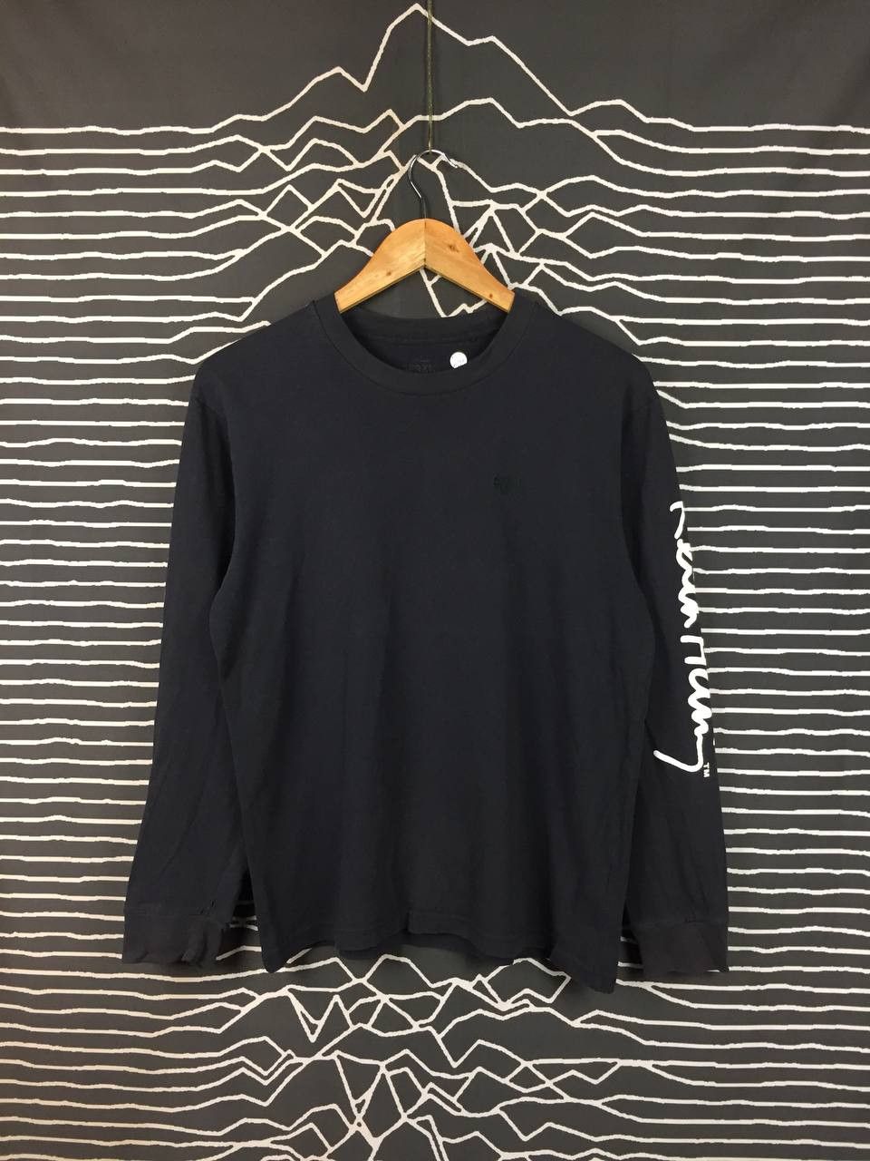 Keith Haring Uniqlo Keith Haring MoMA Collaboration Black Long Sleeve Tee Size US M / EU 48-50 / 2 - 3 Thumbnail