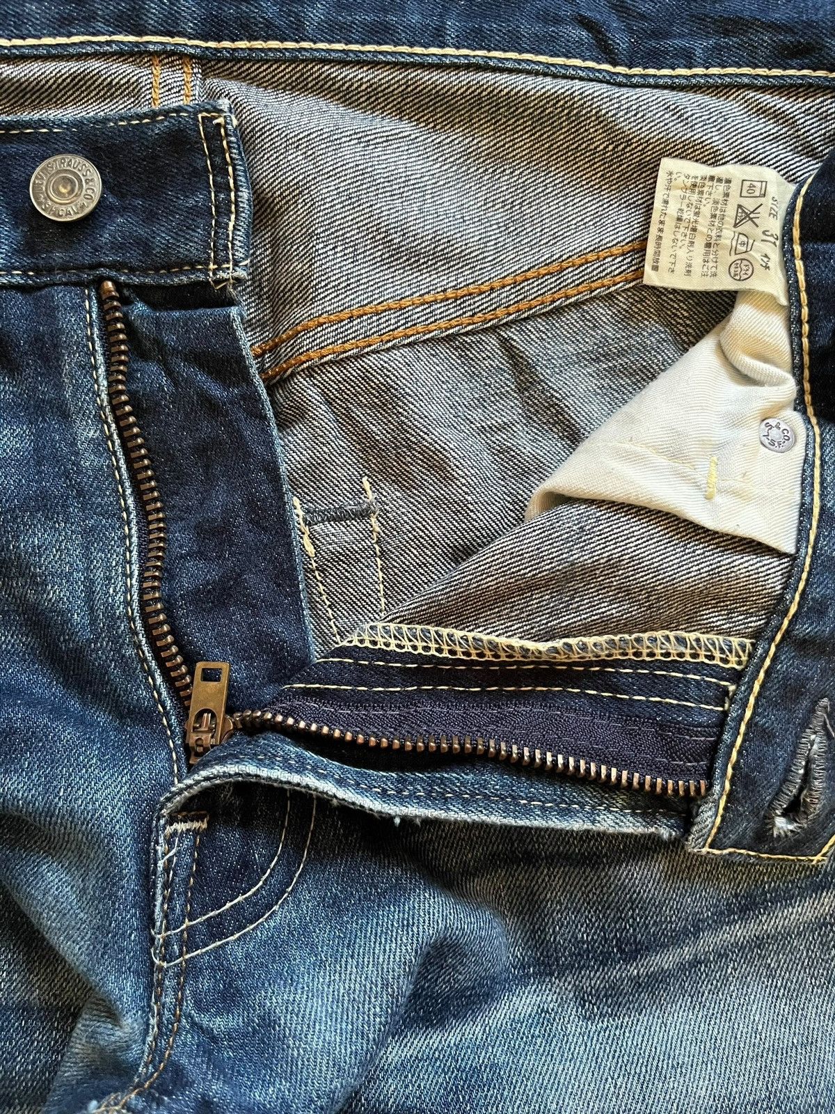 Levi's × Levi's Vintage Clothing Vintage 90s Levis 502 Blue Wash Paint Splattered Loose Jeans Size US 32 / EU 48 - 9 Thumbnail