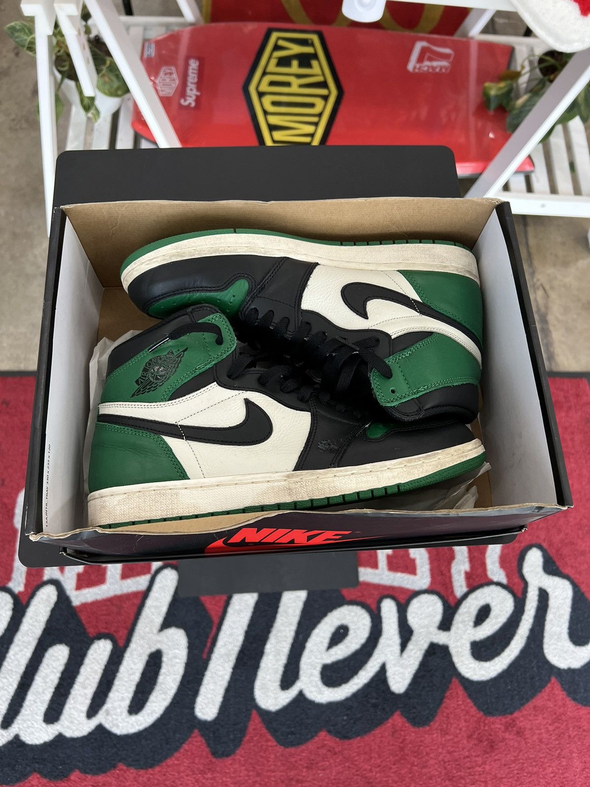 Jordan Brand × Nike Jordan 1 Retro High Pine Green 2018 Size US 10.5 / EU 43-44 - 9 Thumbnail