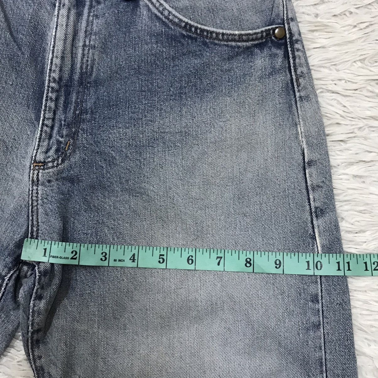Vintage Vintage Wrangler M1701 Redline Selvedge Distressed Denim Size US 29 - 17 Thumbnail