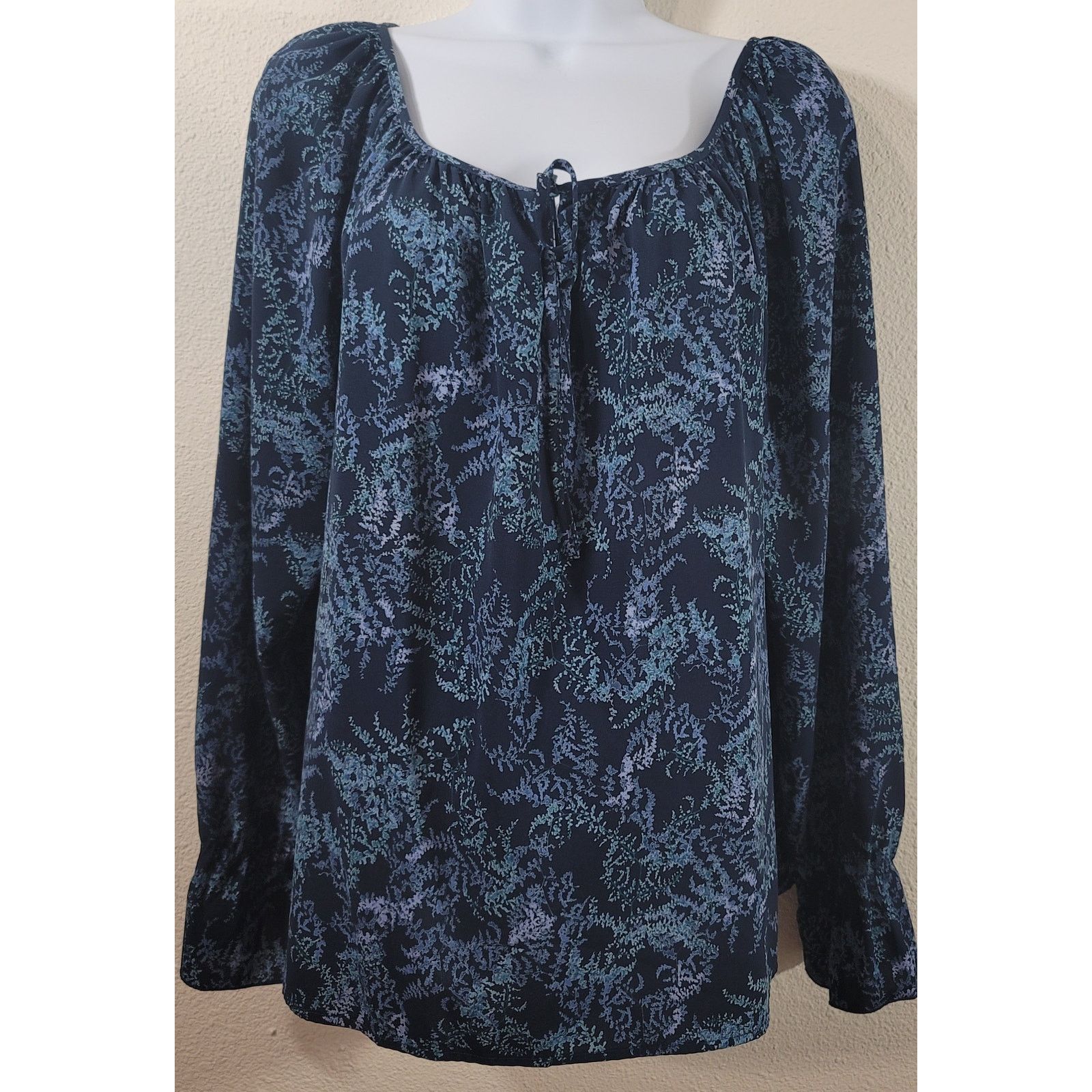Other Norton McNaughton Blue Floral Print Top XL Lightweight Size XL / US 12-14 / IT 48-50 - 1 Thumbnail
