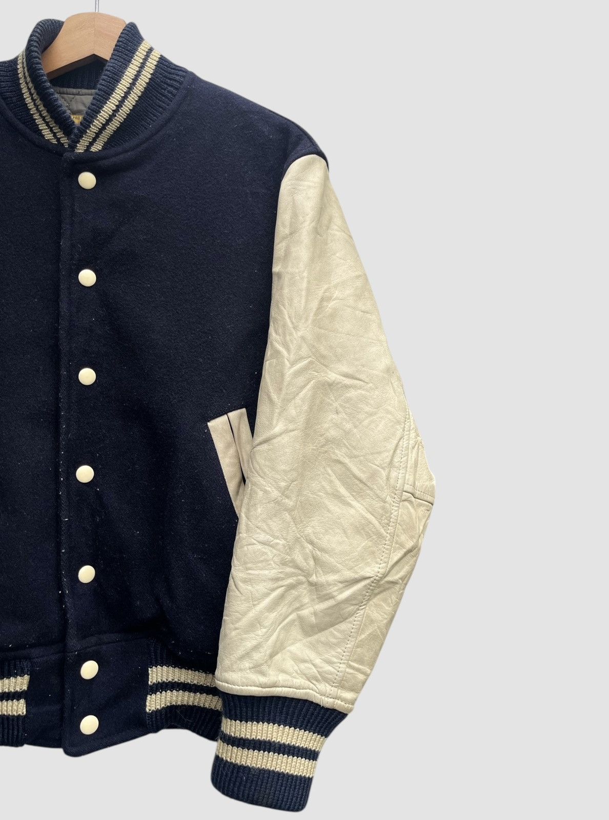 Vintage Vintage Bassett Walker Leather Sleeves Varsity Jacket Size US M / EU 48-50 / 2 - 8 Thumbnail