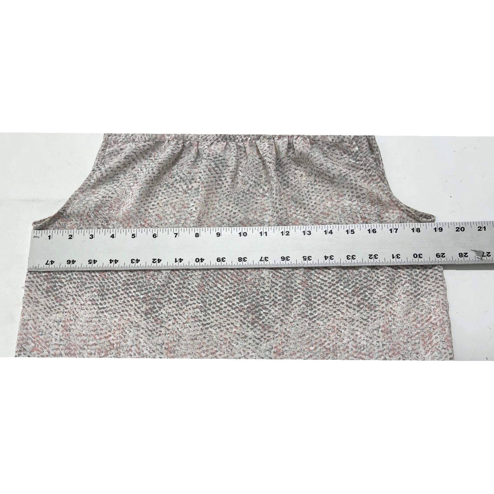Vintage Dalia Blouse Sleeveless Pink Gray White Geometric Print Office Chic Bohemian Soft Girl Basic Pullover Regular Size S Women Size S / US 4 / IT 40 - 5 Thumbnail