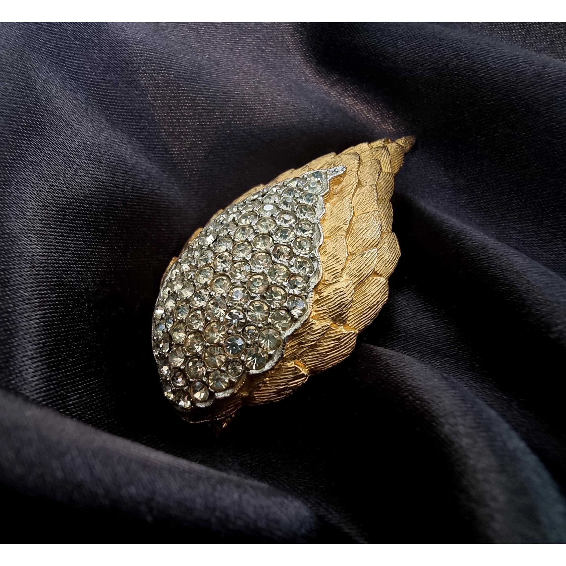 Other Vintage Benedikt NY Signed Gold Tone Clear Crystals Big Leaf Size ONE SIZE - 3 Thumbnail