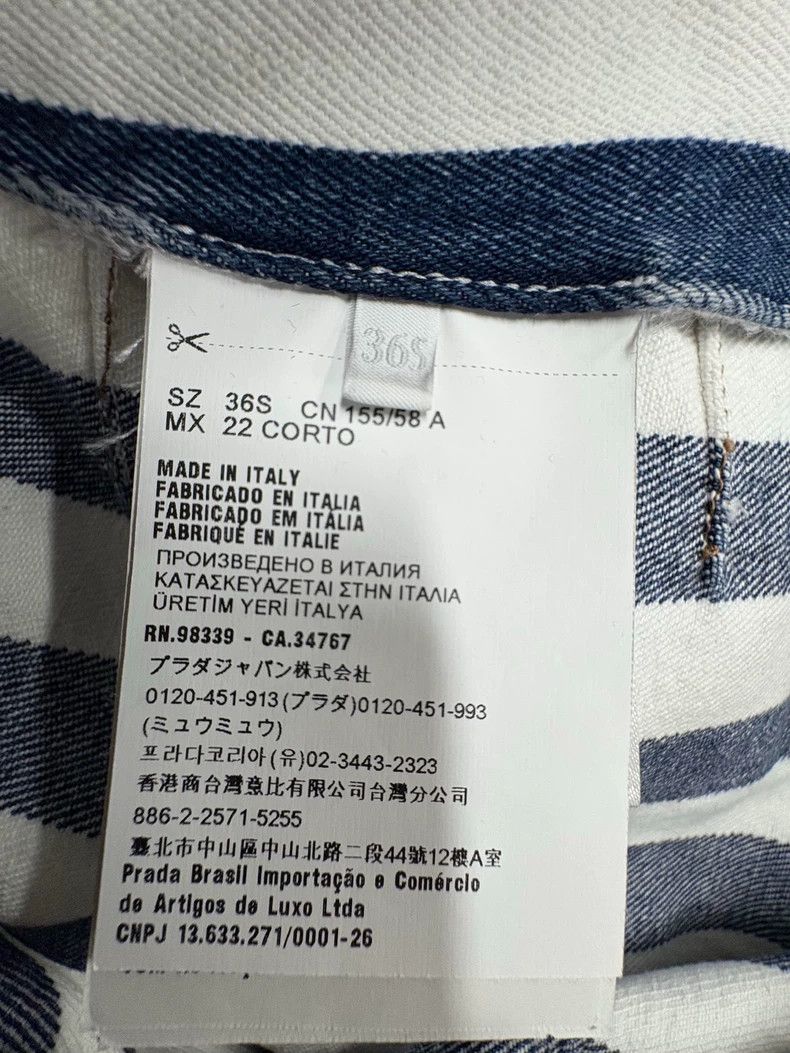 Prada Prada High-waisted blue and white striped triangle shorts Size 24" / US 00 / IT 34 - 7 Thumbnail