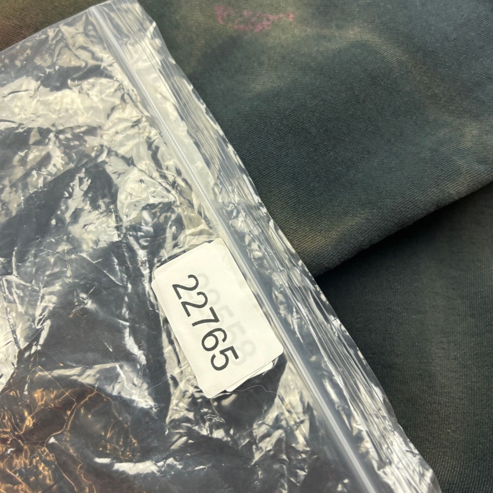 Gap Vintage 90s Gap Sweatshirt Men's Large Faded Black Single V Size US L / EU 52-54 / 3 - 8 Thumbnail