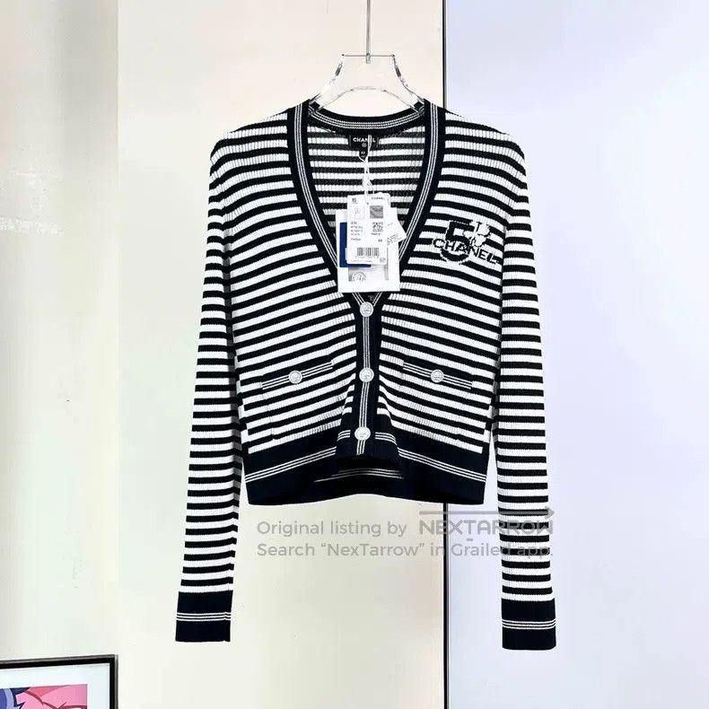 Chanel Chanel 23C striped knitted cardigan coat Size S / US 4 / IT 40 - 2 Thumbnail