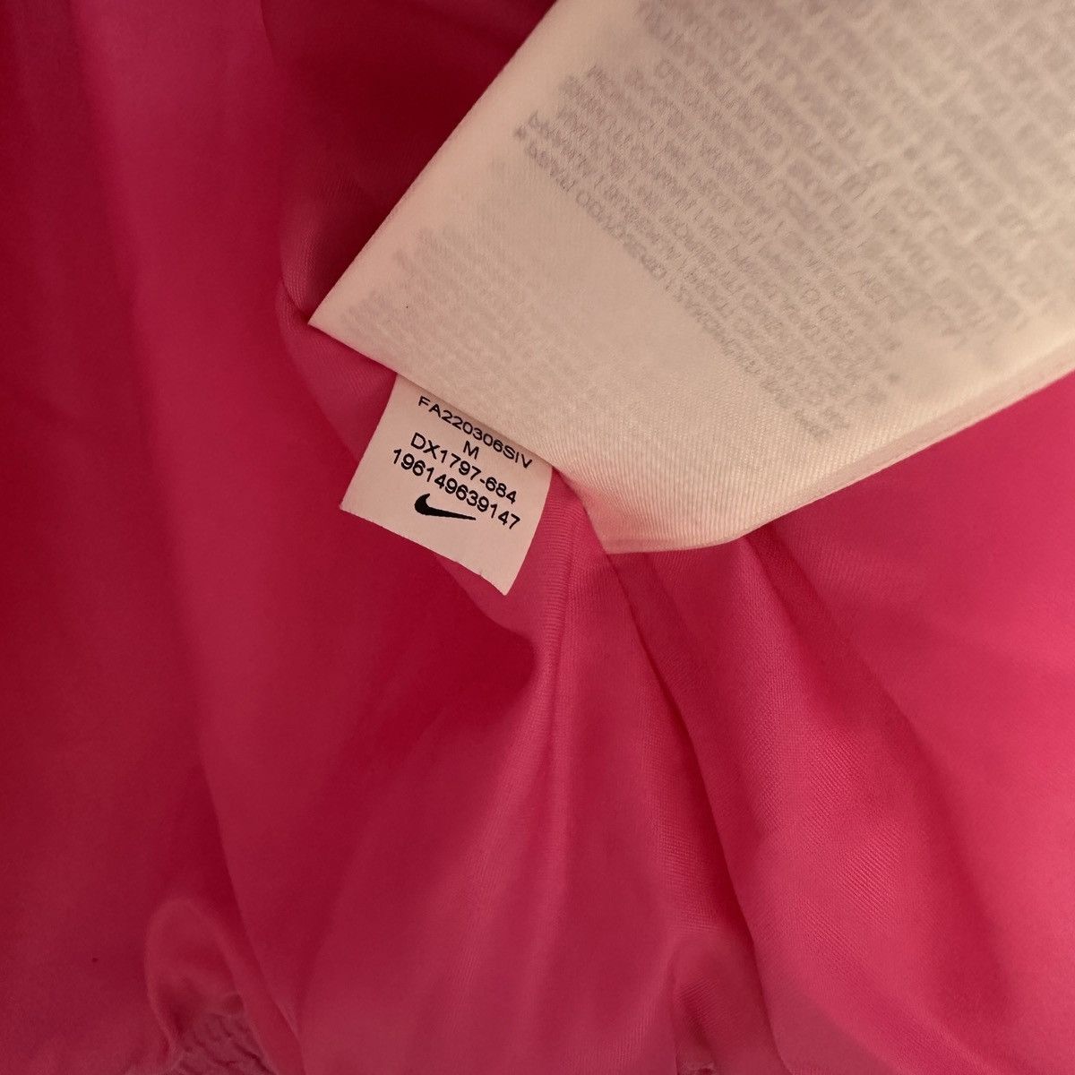 Nike pink jacket Nike size M Size M / US 6-8 / IT 42-44 - 3 Thumbnail