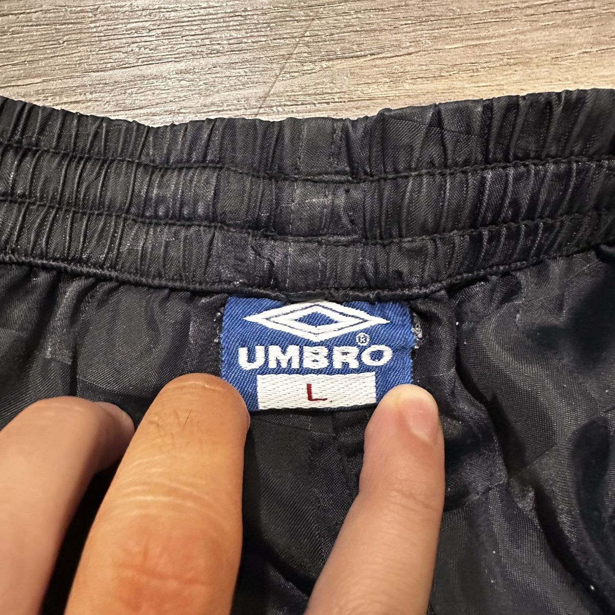 Umbro Vintage umbro shorts Size US 34 / EU 50 - 4 Thumbnail