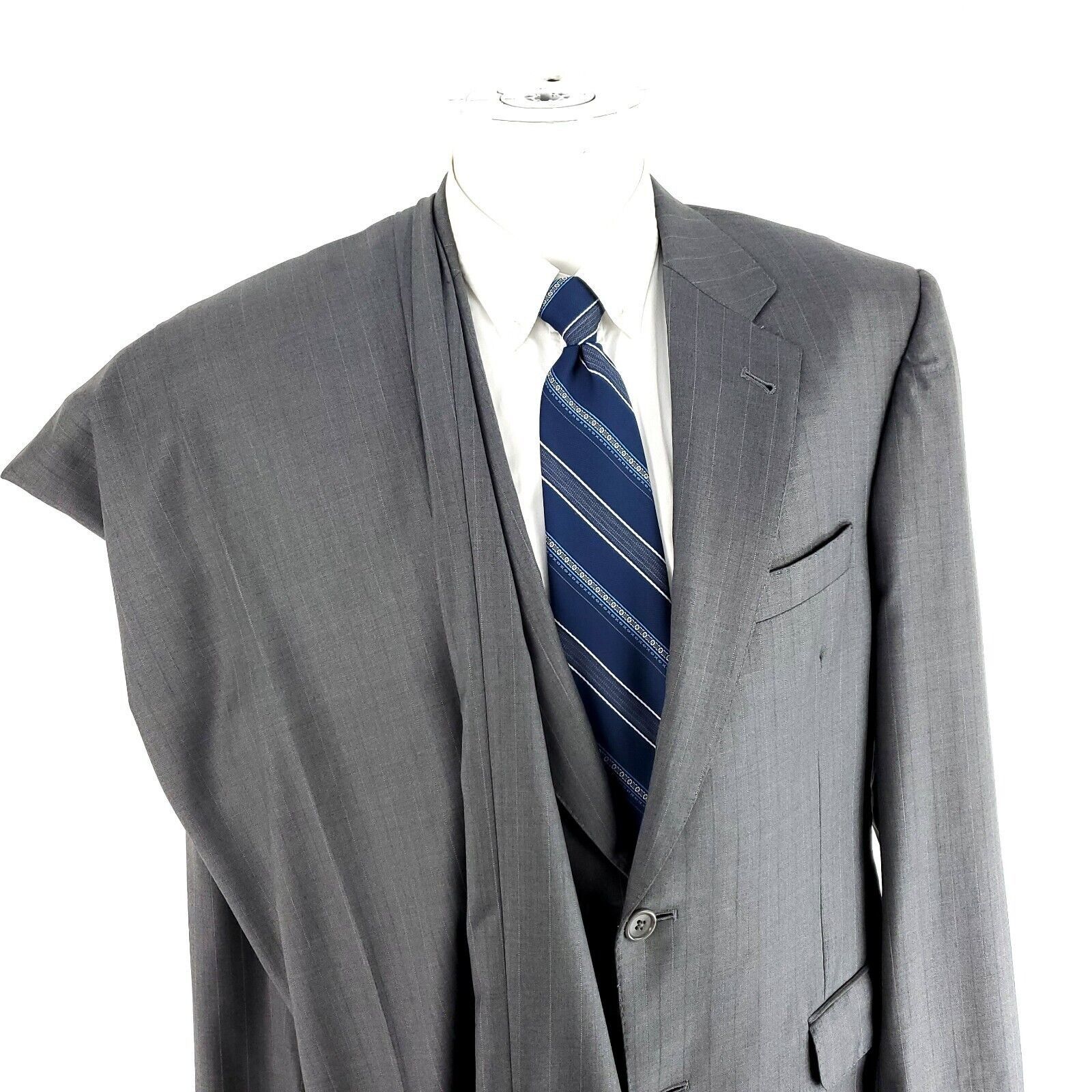 Jos. A. Bank Jos A Bank Signature 150s Wool 2 Button 2 Piece Suit 40R Gra Size 40R - 1 Thumbnail