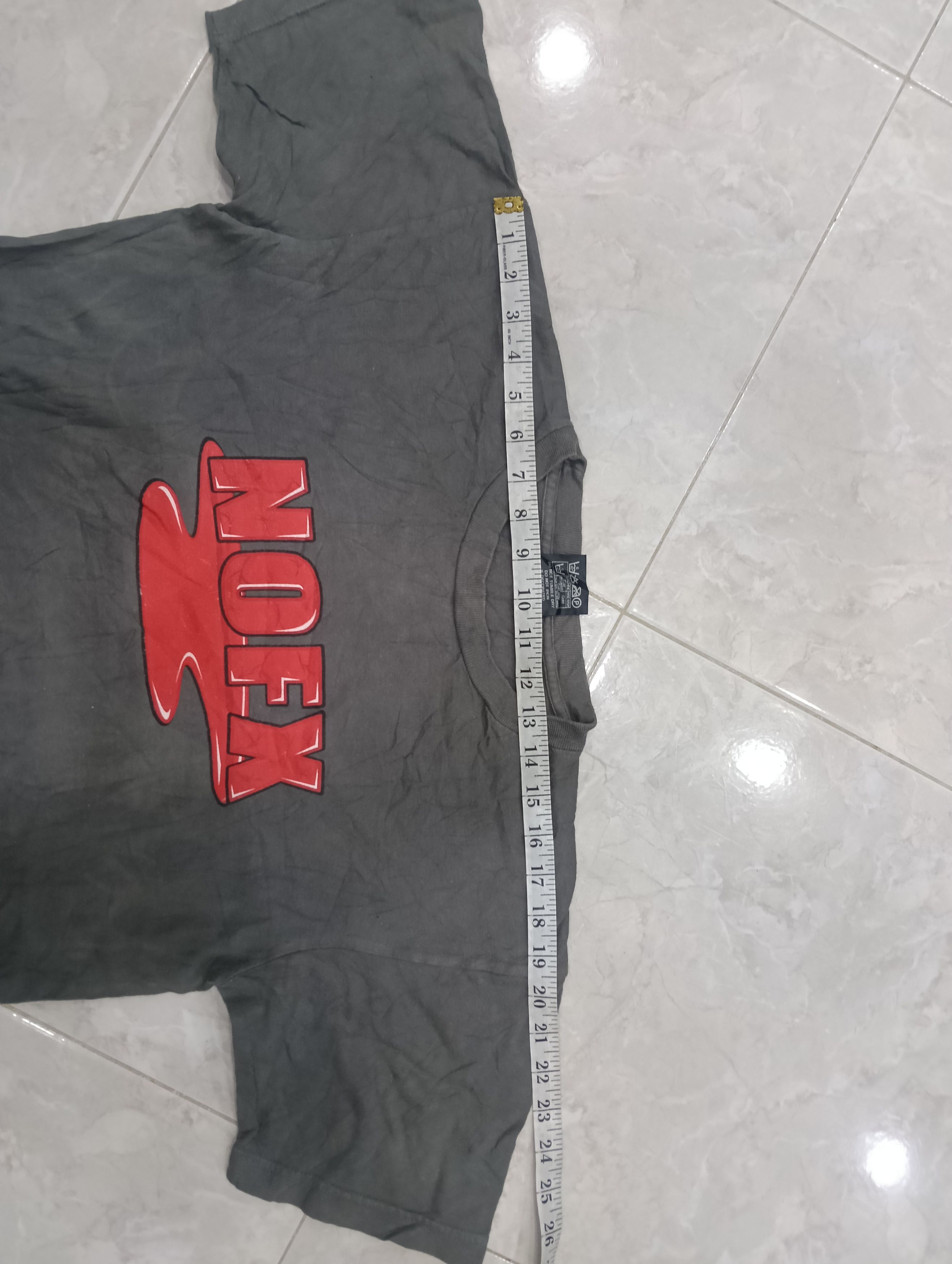 Band Tees Vintage Y2K NOFX Punk Band Size US M / EU 48-50 / 2 - 11 Thumbnail