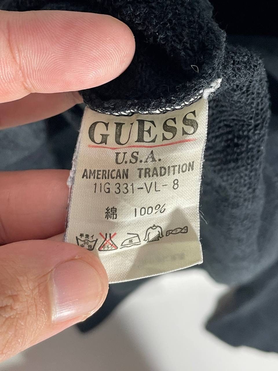 Guess Vintage 90s guess hoodie jumper size L Size US L / EU 52-54 / 3 - 8 Thumbnail