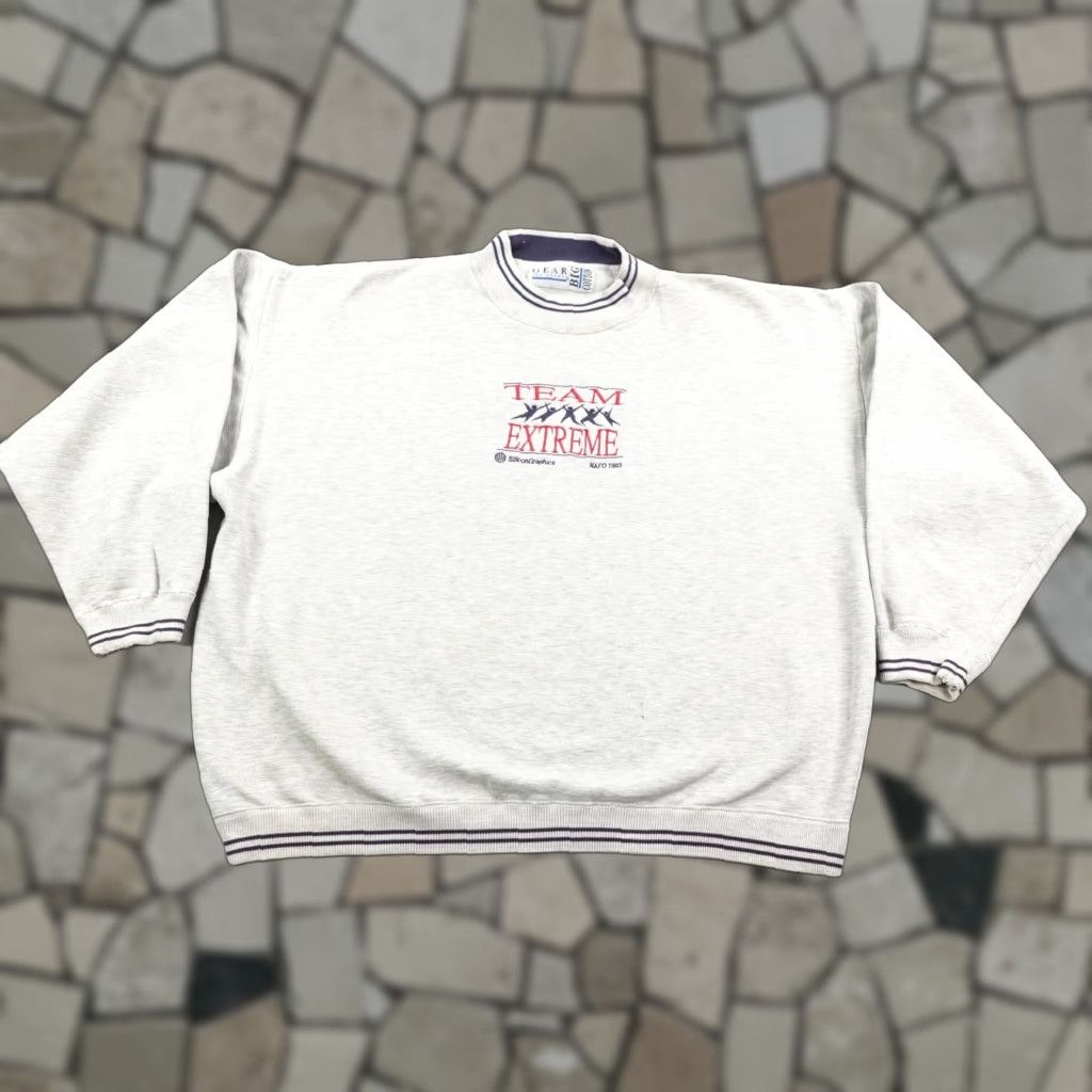 Vintage VINTAGE Silicon Graphics Sweatshirt Mens 2XL Gray Crewneck NAFO 1993 Tech 90s Embroidered Logo Graphic Print Crew Neck Distressed Mens Size US XXL / EU 58 / 5 - 1 Thumbnail